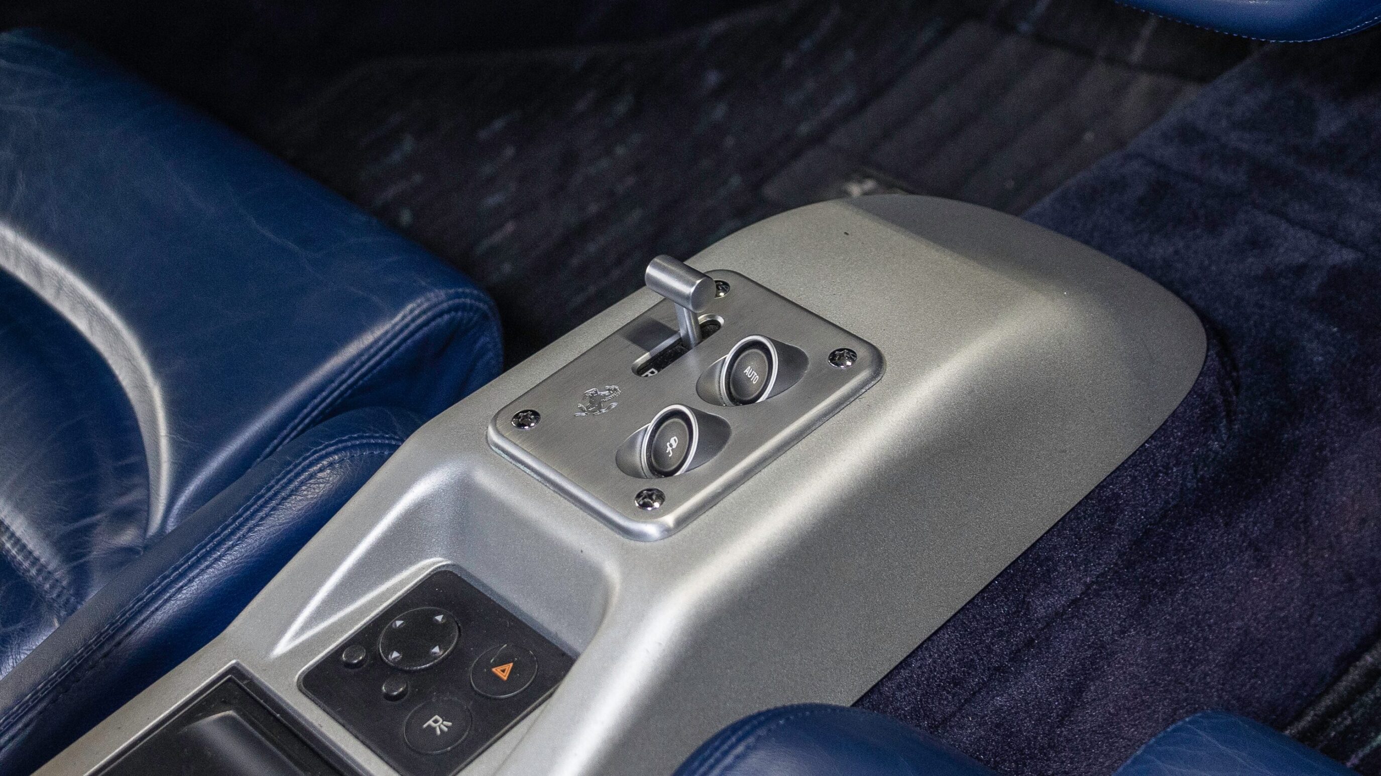 
								1999 Ferrari 360 Modena F1 Grigio Alloy full									