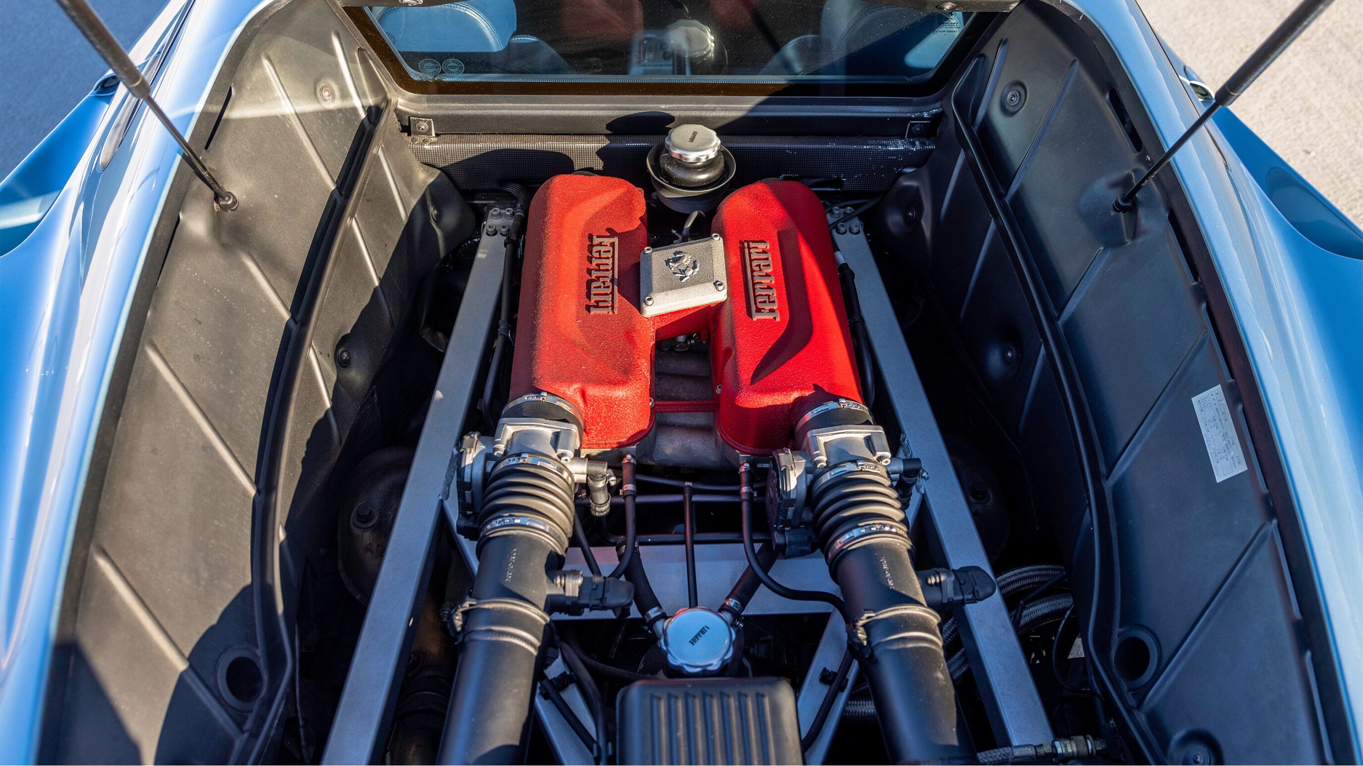 
								1999 Ferrari 360 Modena F1 Grigio Alloy full									