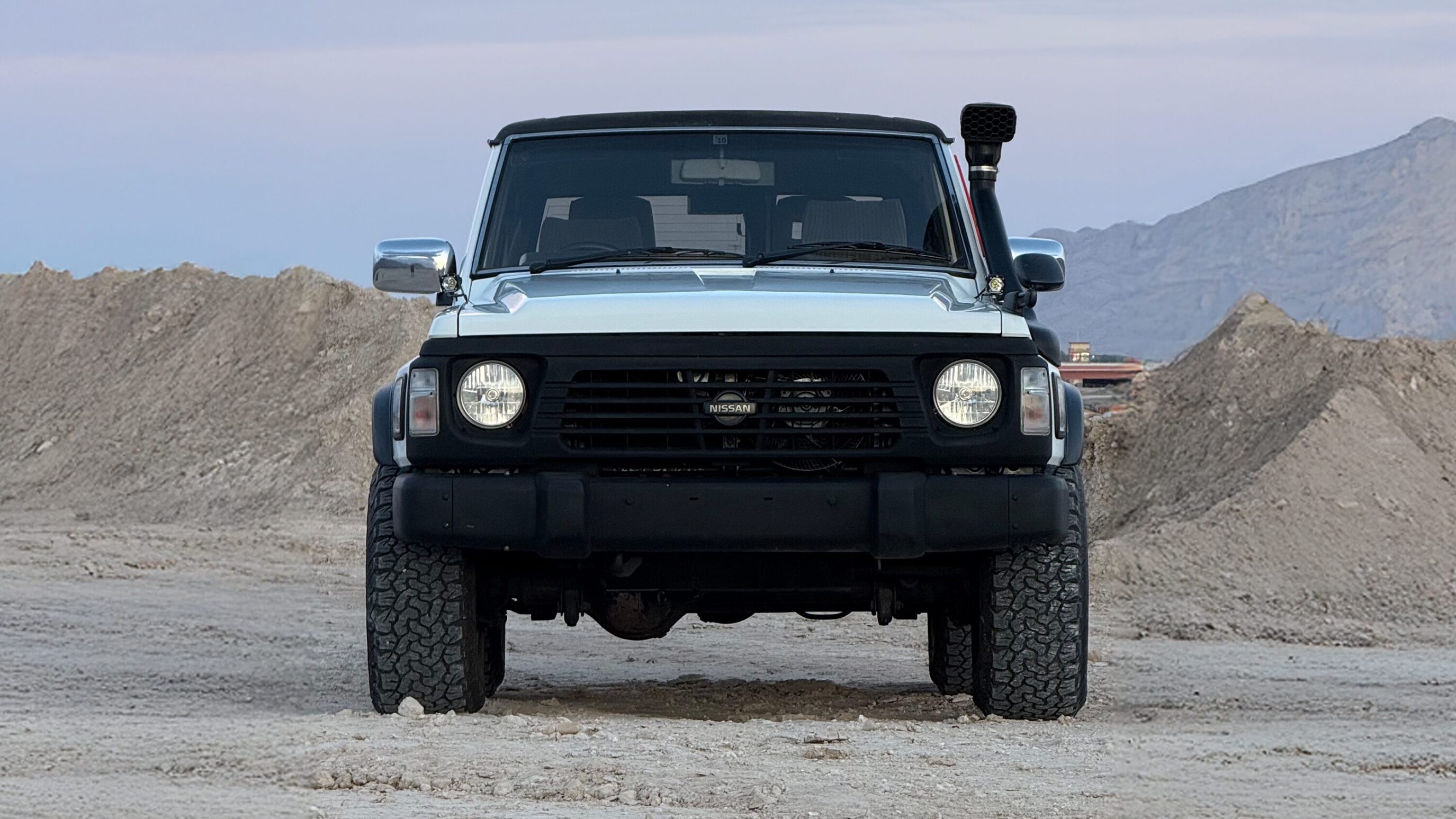 1996 Nissan Safari Granroad 3-Door White