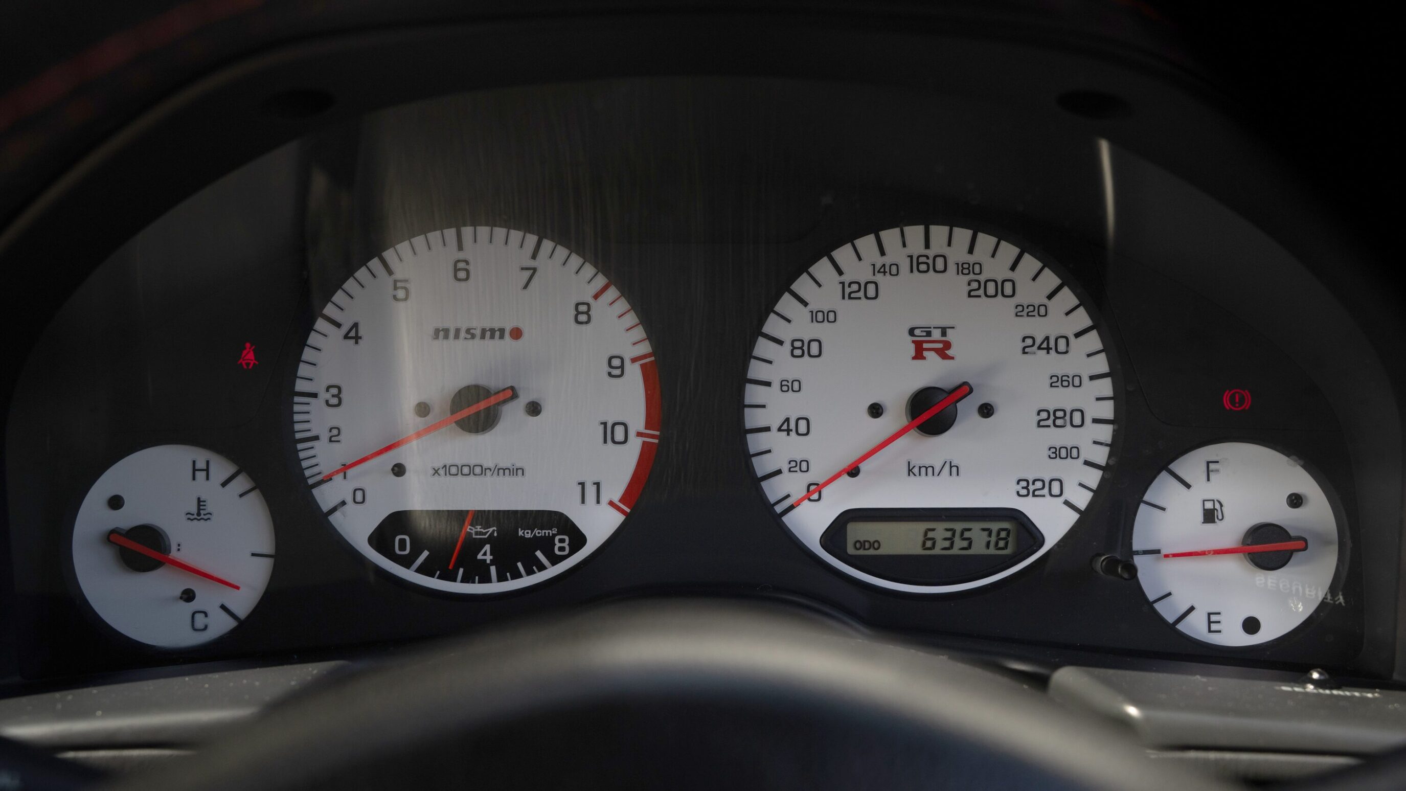 
								2000 Nissan Skyline GTR (BNR34) V-Spec II White full									