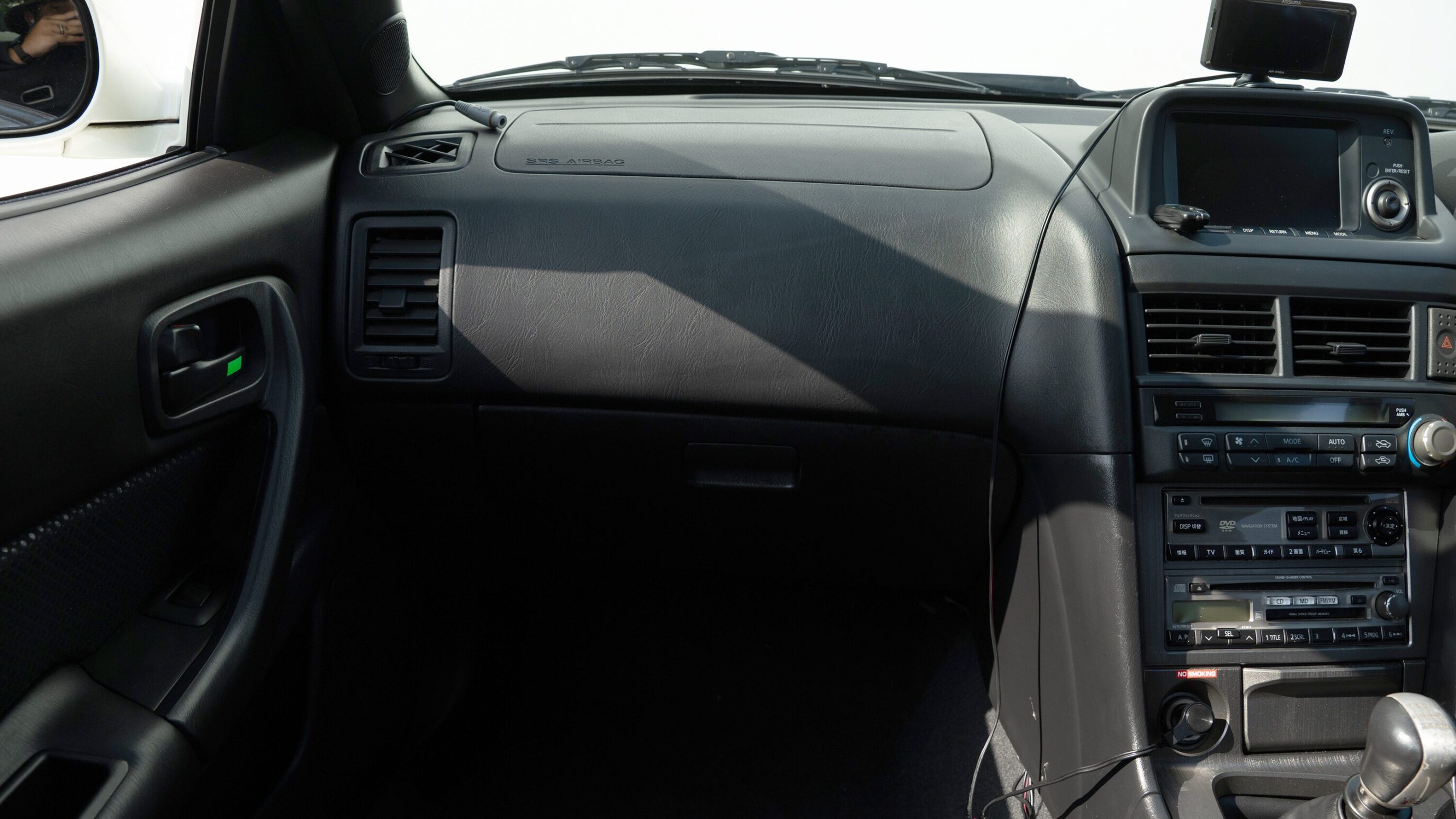 
								2000 Nissan Skyline GTR (BNR34) V-Spec II White full									