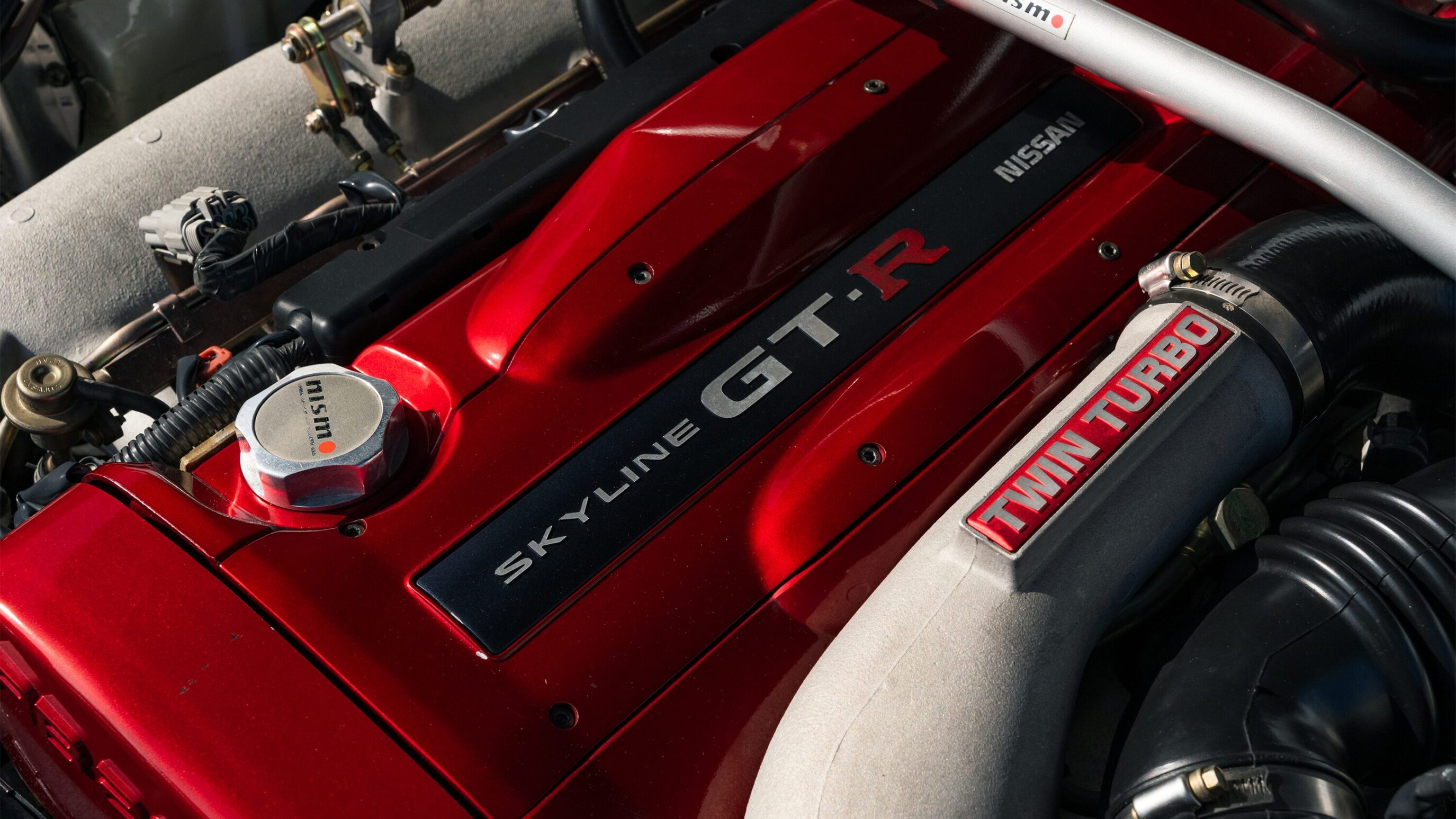 
								2000 Nissan Skyline GTR (BNR34) V-Spec II White full									