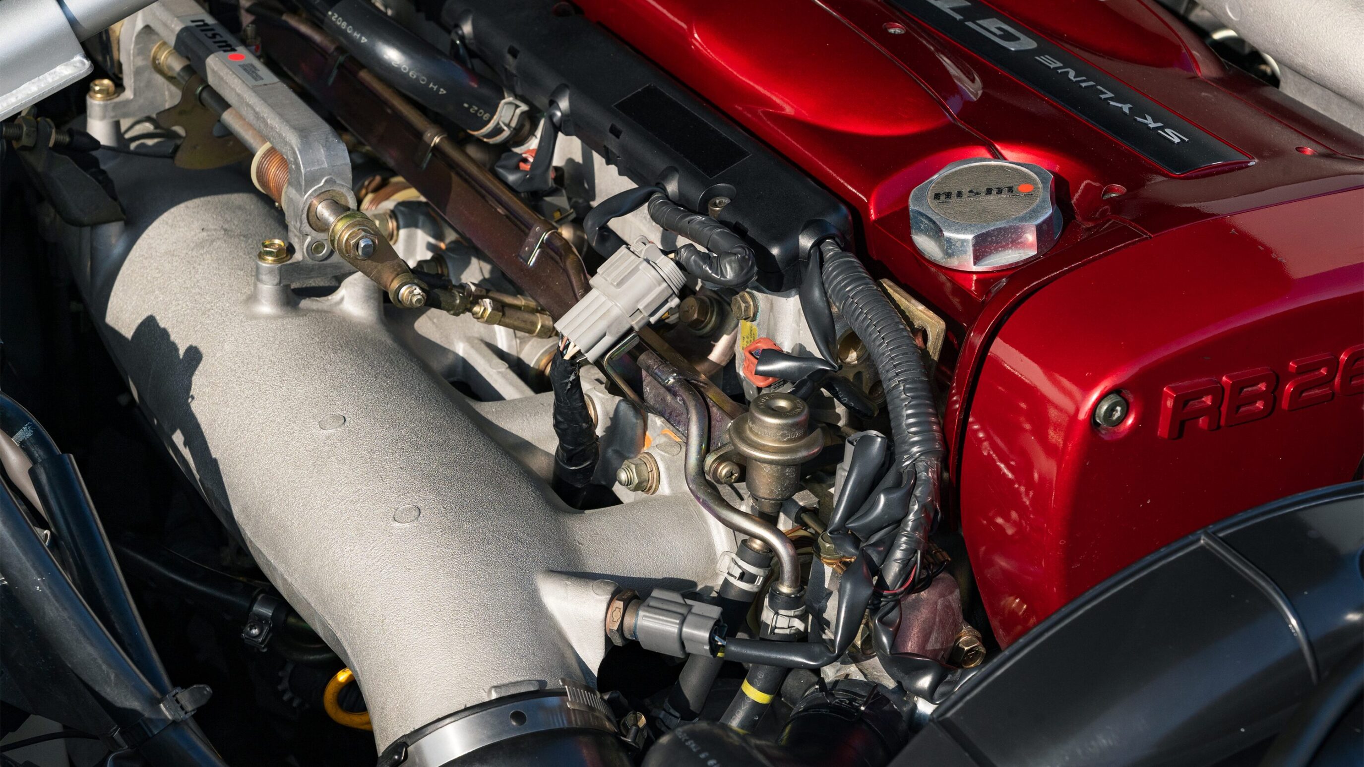 
								2000 Nissan Skyline GTR (BNR34) V-Spec II White full									