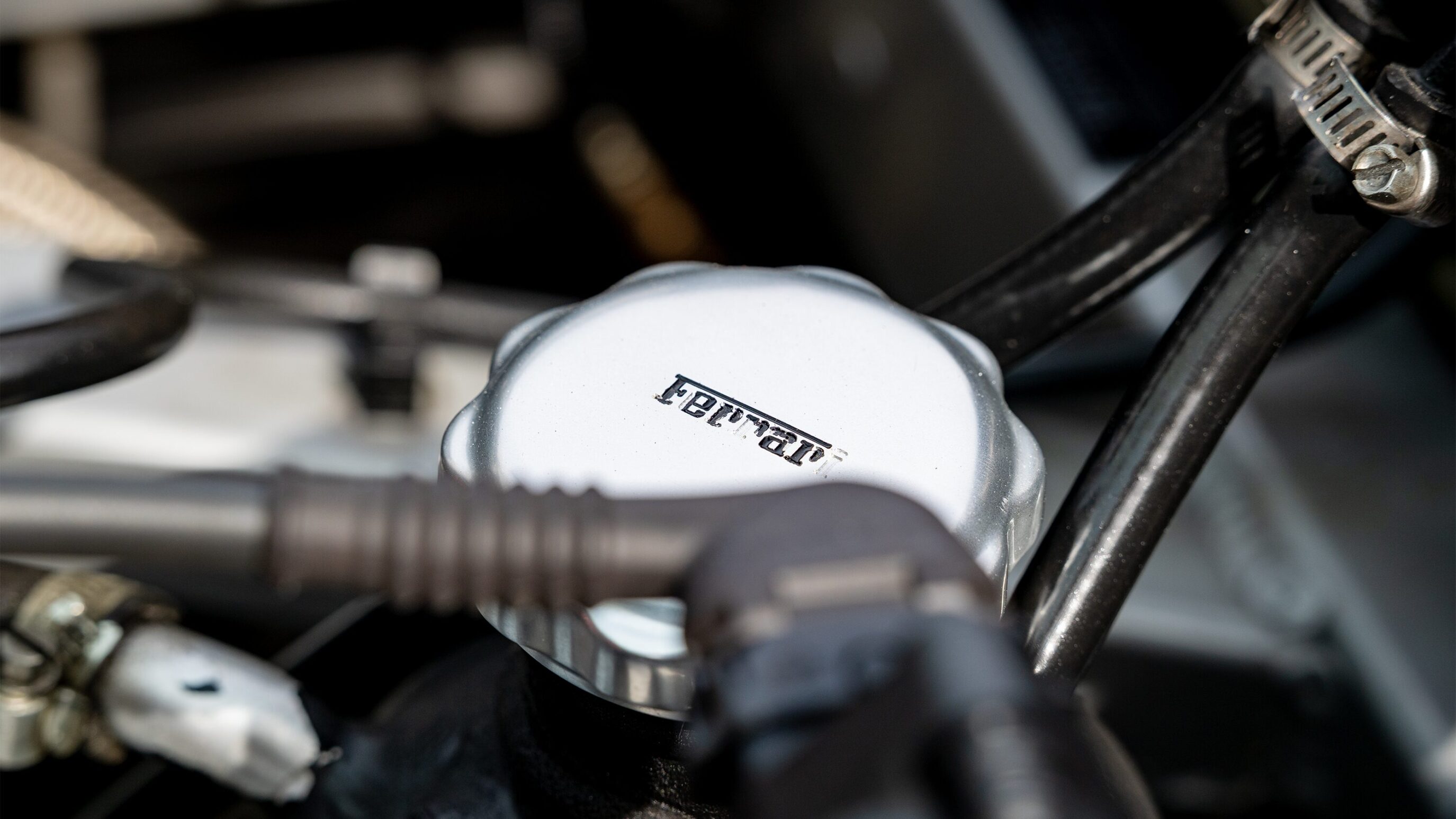 
								2000 Ferrari 360 Modena full									