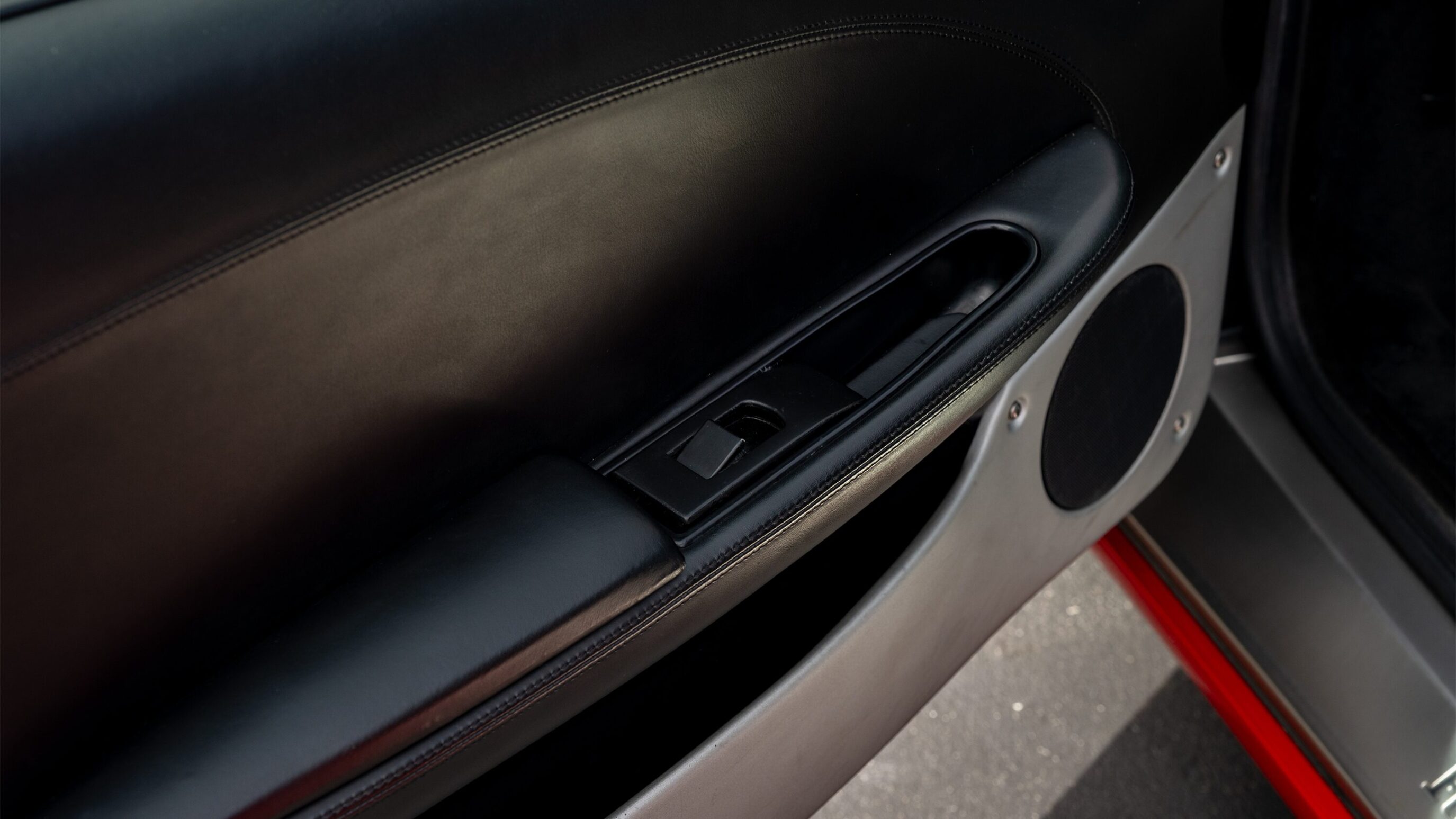 
								2000 Ferrari 360 Modena full									