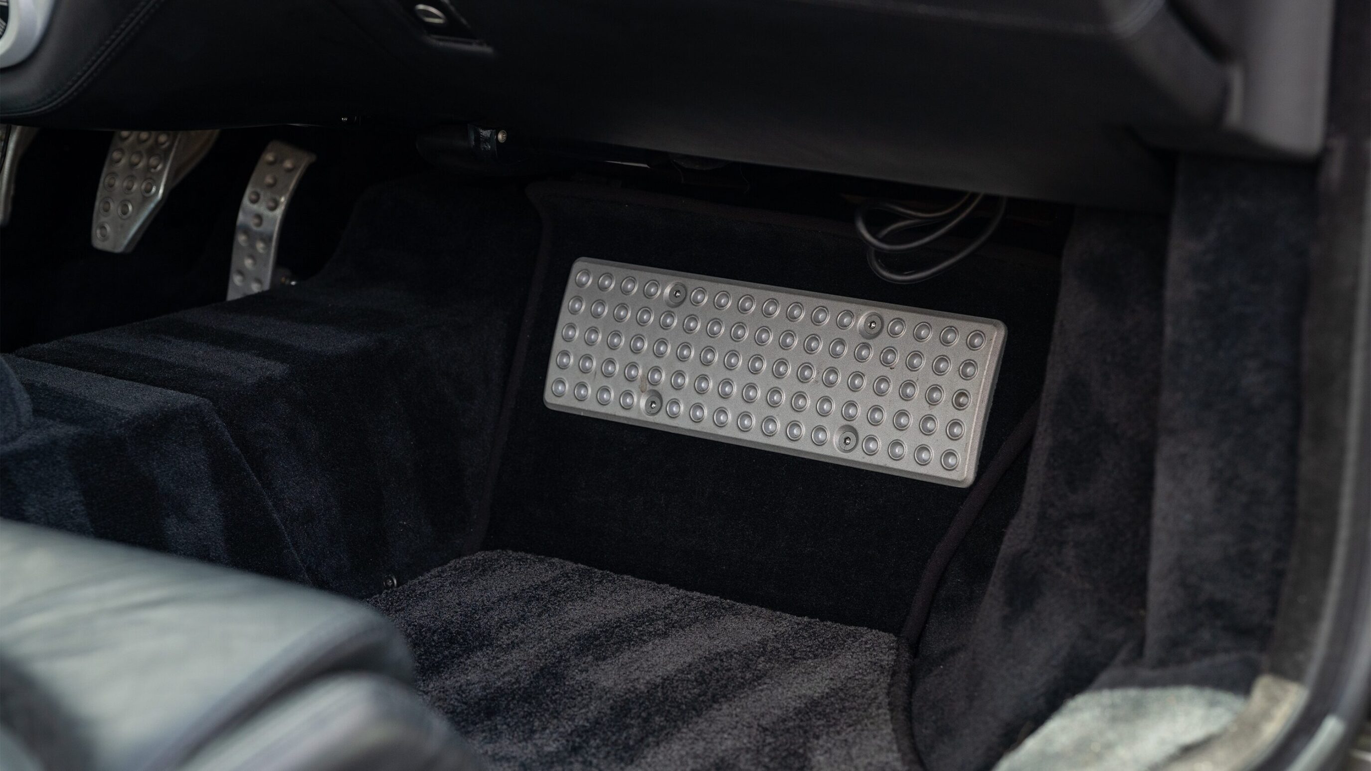 
								2000 Ferrari 360 Modena full									