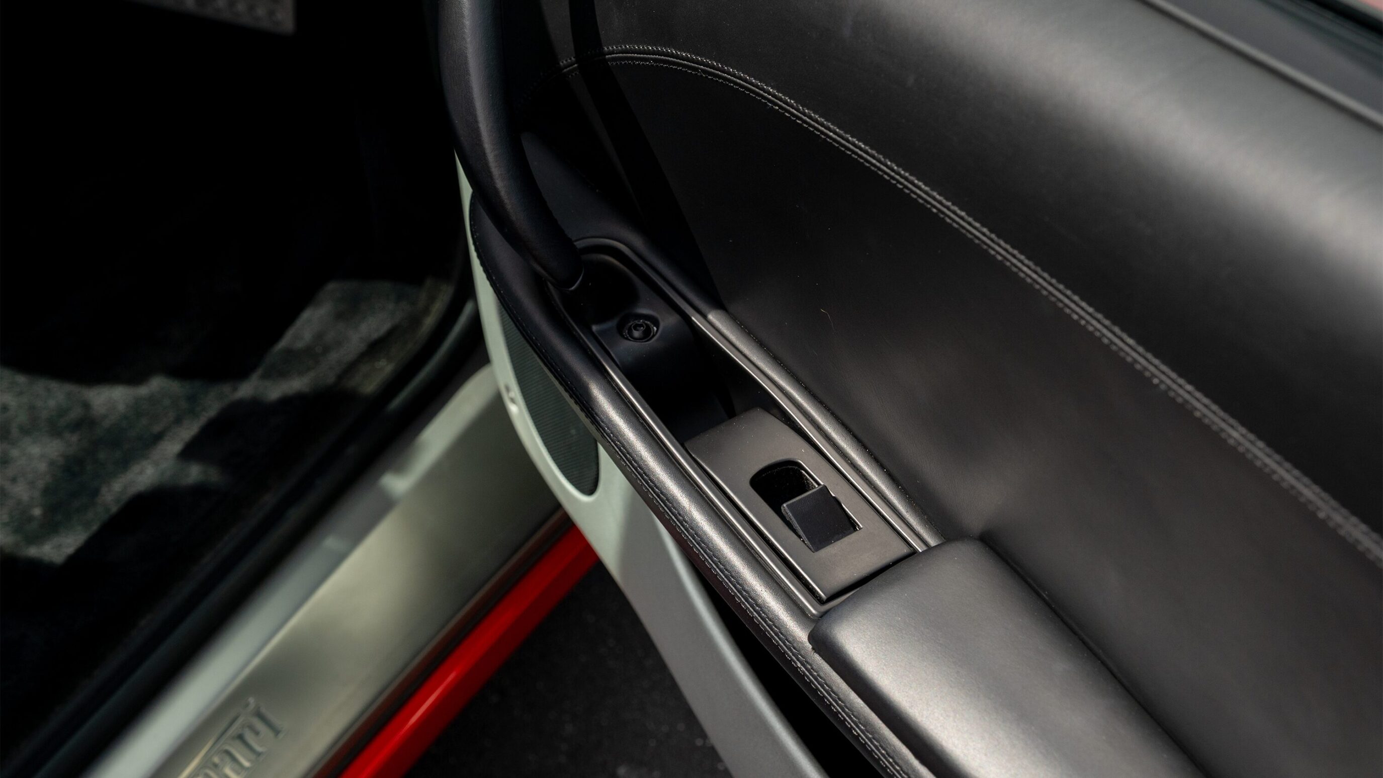 
								2000 Ferrari 360 Modena full									