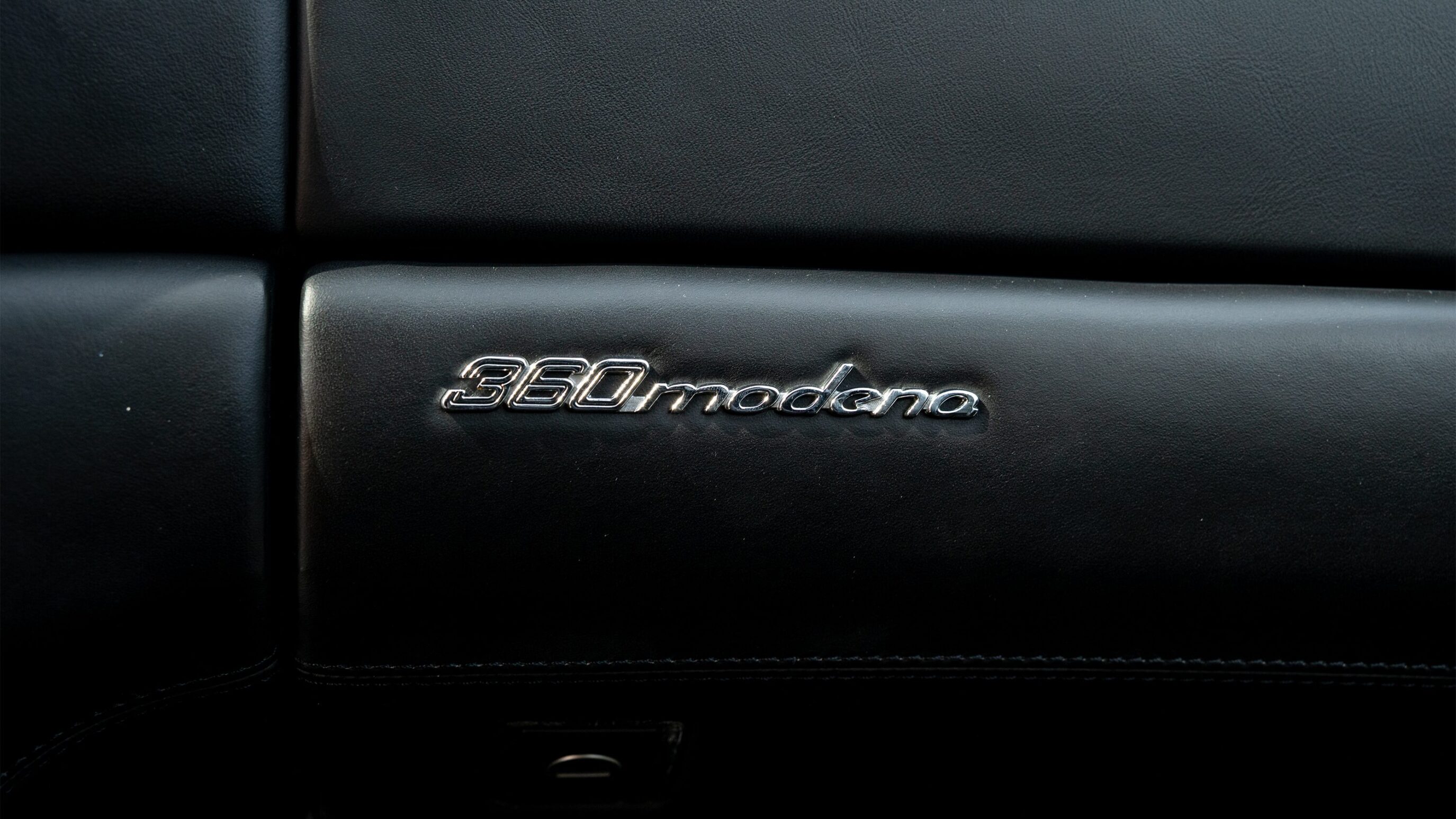 
								2000 Ferrari 360 Modena full									