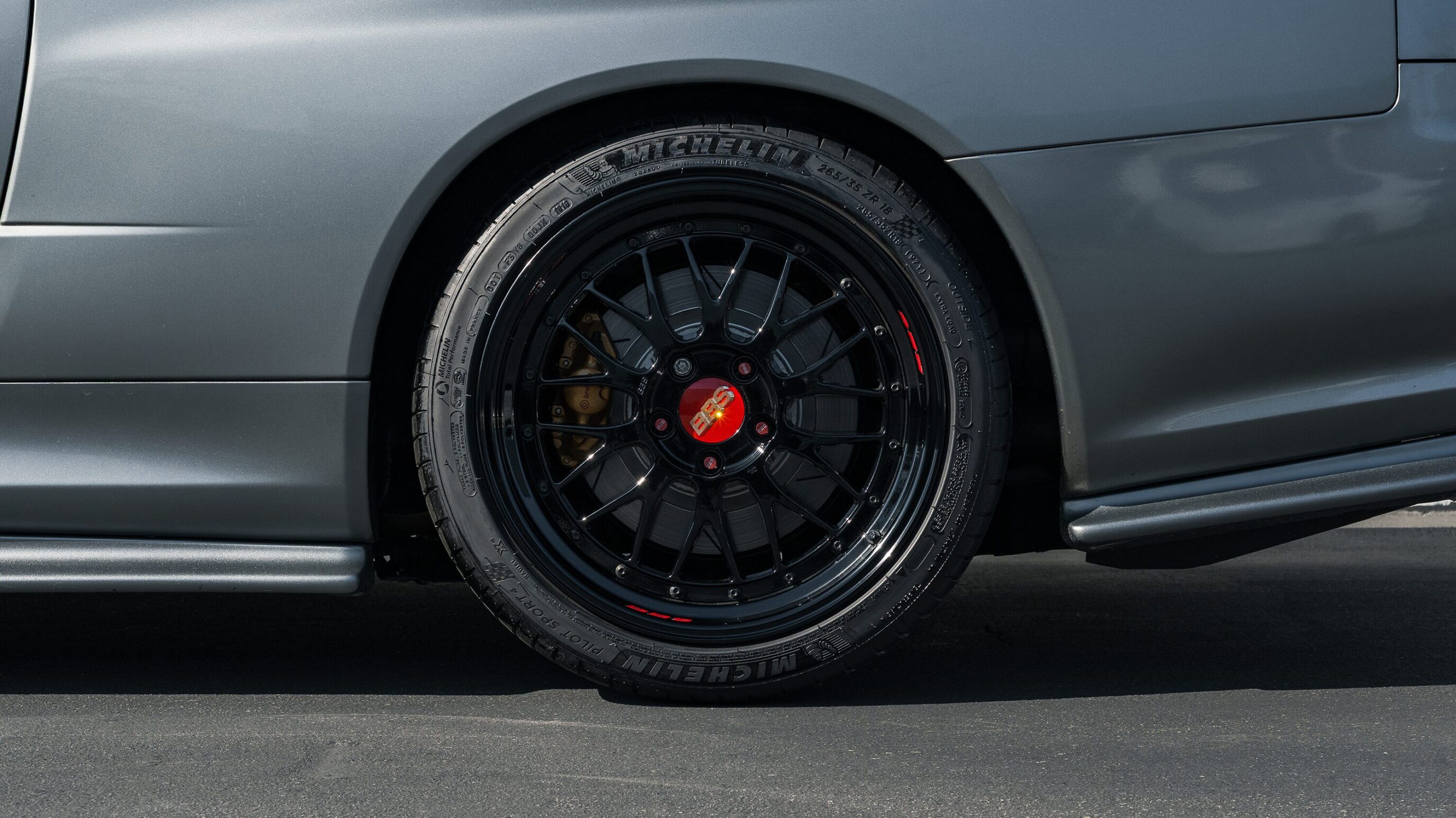 
								2000 Nissan Skyline GTR (BNR34) V-Spec II Sparkling Silver full									