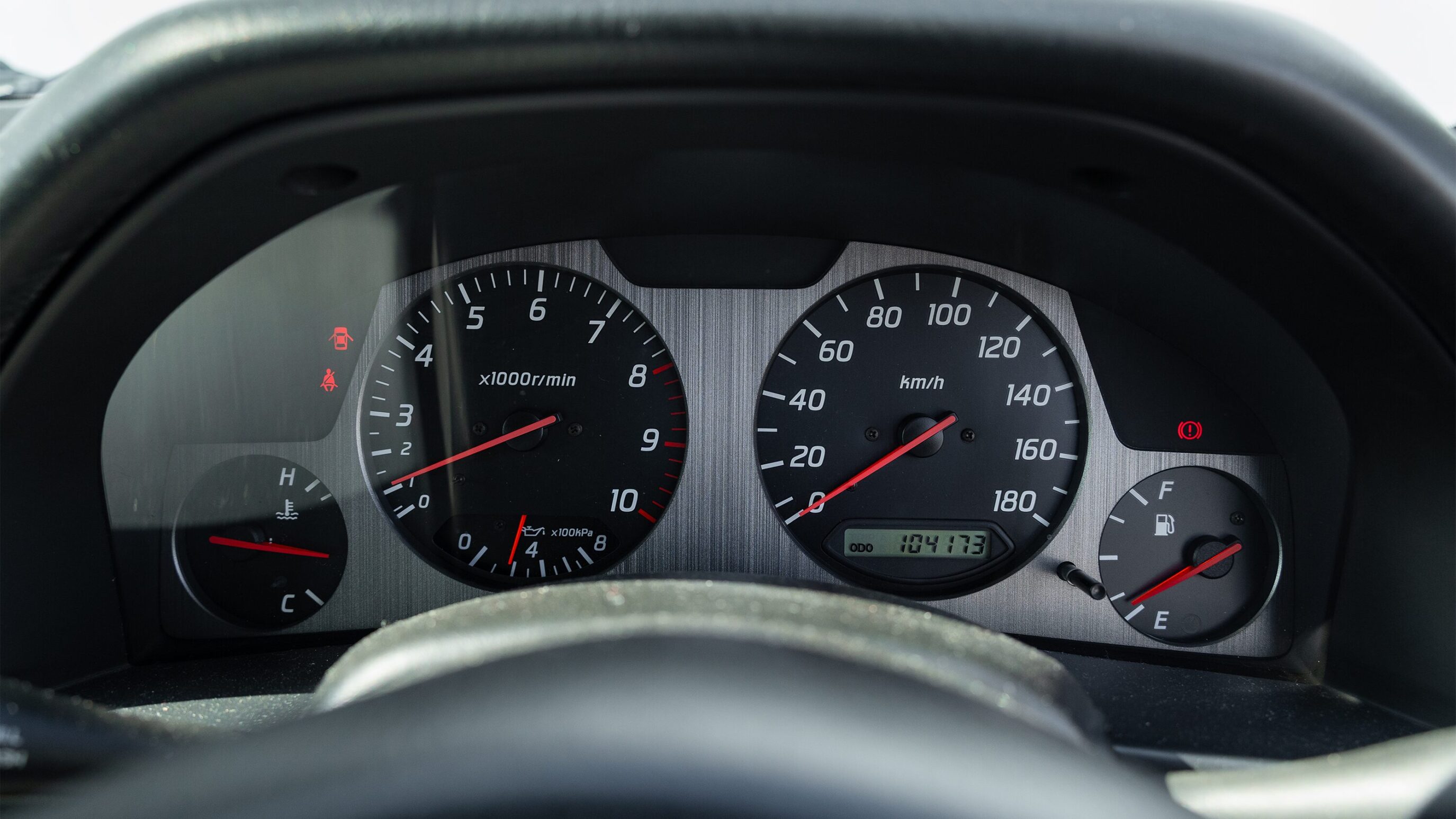 
								2000 Nissan Skyline GTR (BNR34) V-Spec II Sparkling Silver full									