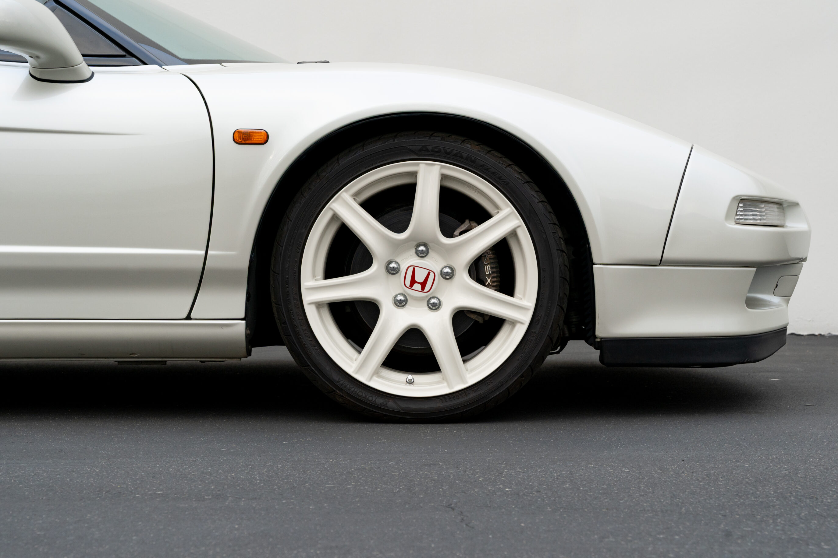 1993 Honda NSX-R Neutron White Pearl