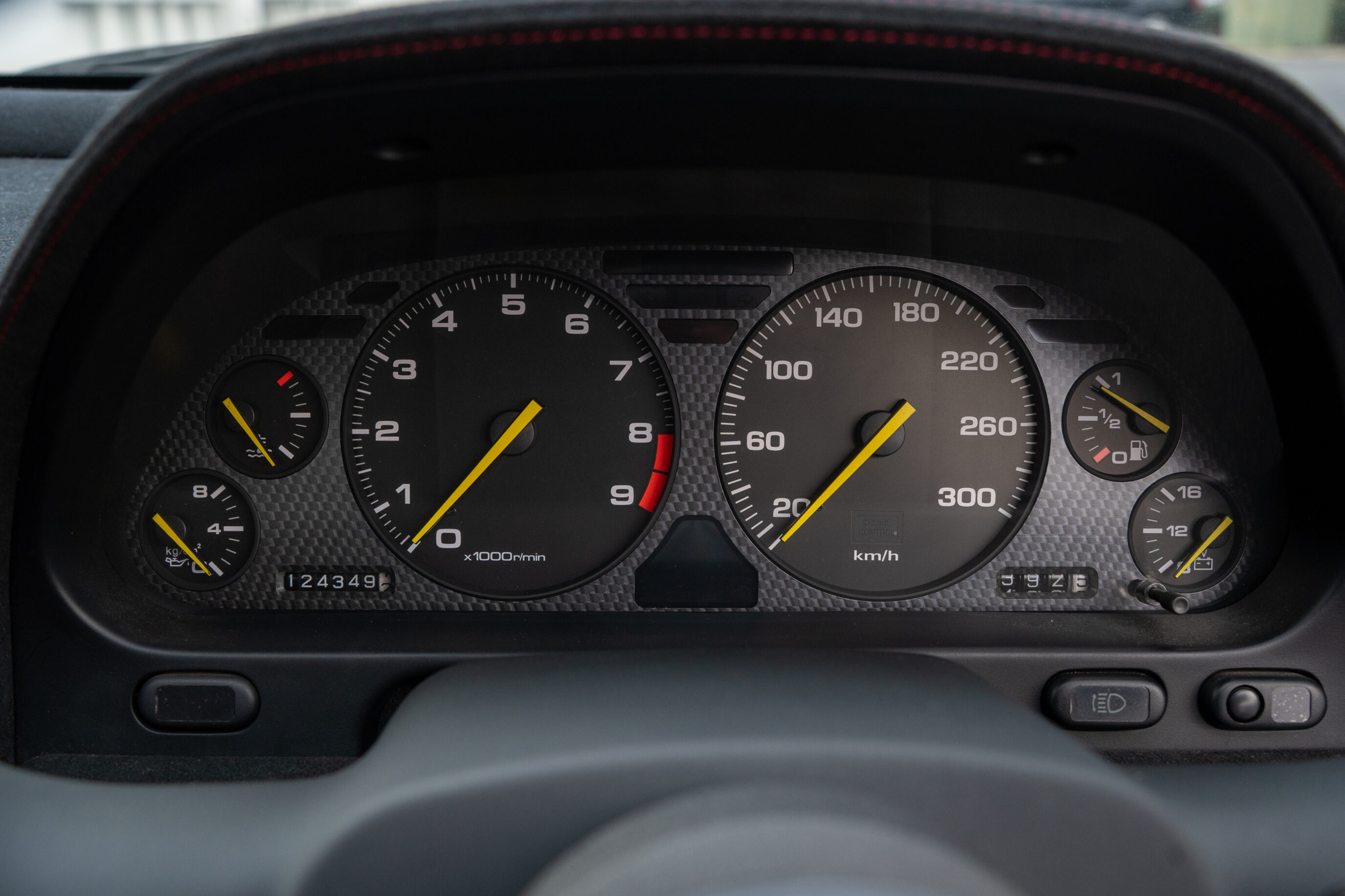 
								1993 Honda NSX-R Neutron White Pearl full									