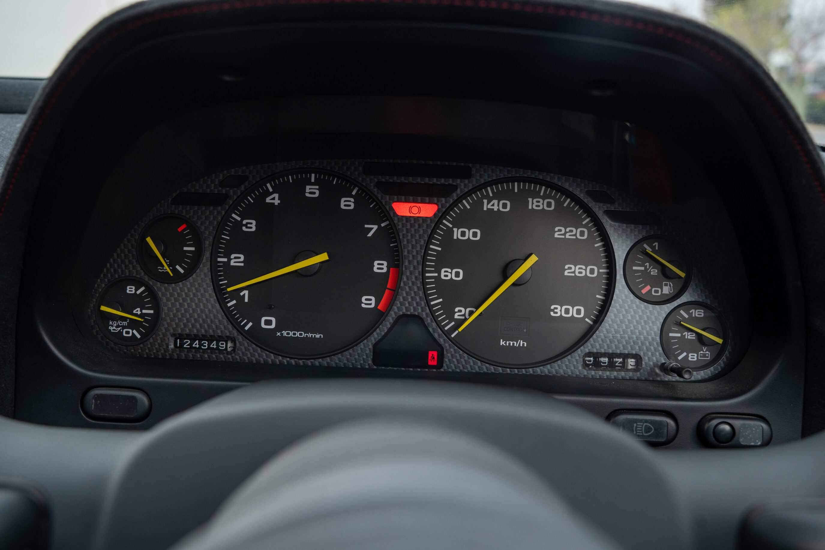 
								1993 Honda NSX-R Neutron White Pearl full									