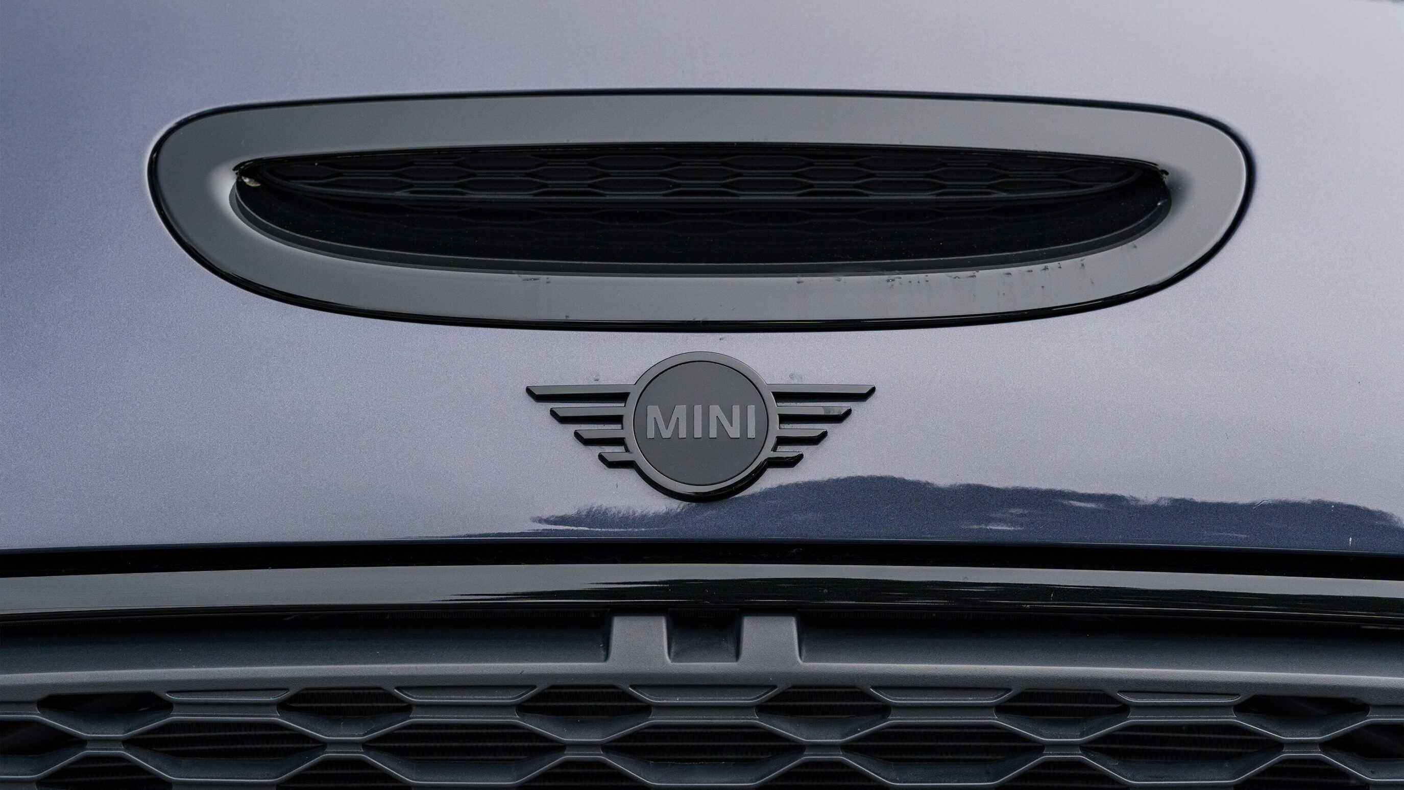
								2021 Mini Cooper GP Racing Grey Metallic full									