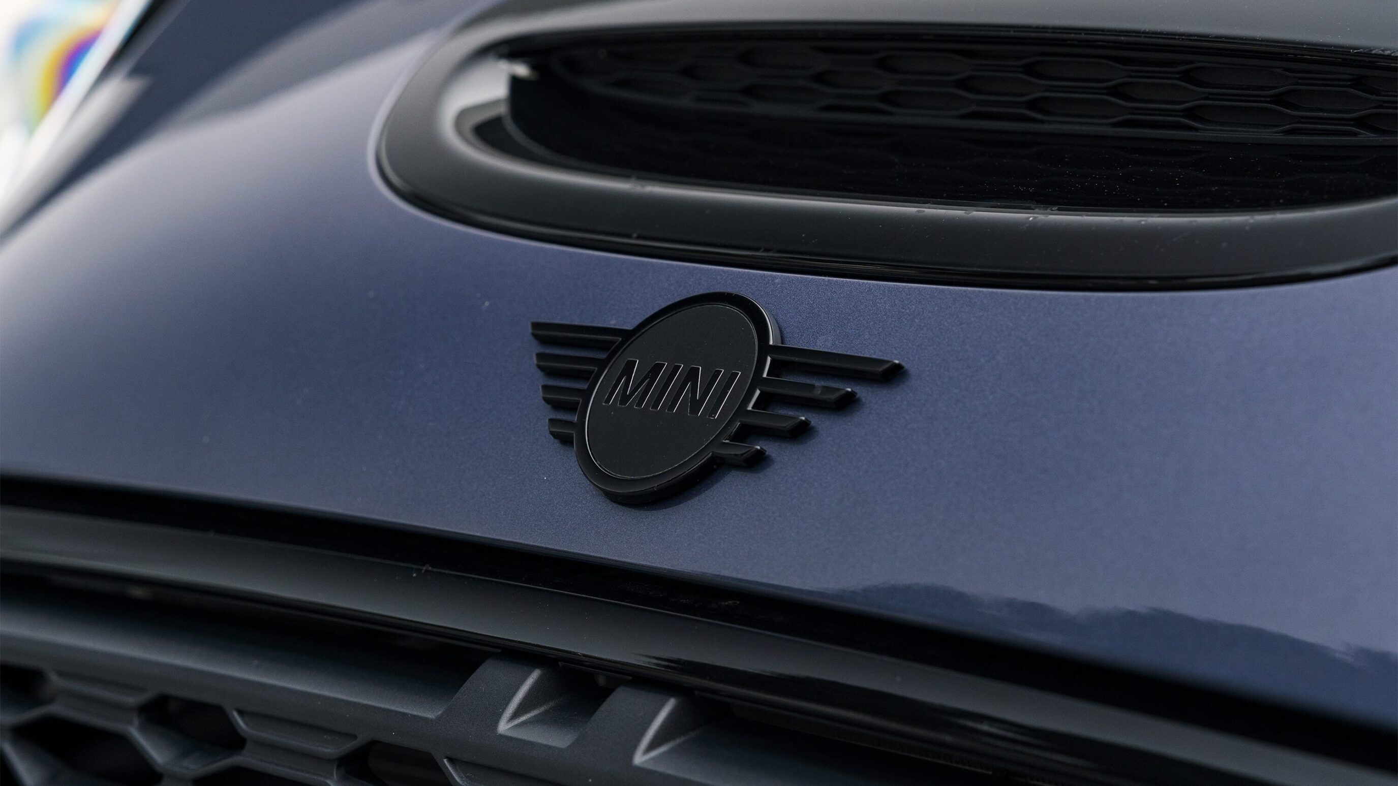 
								2021 Mini Cooper GP Racing Grey Metallic full									