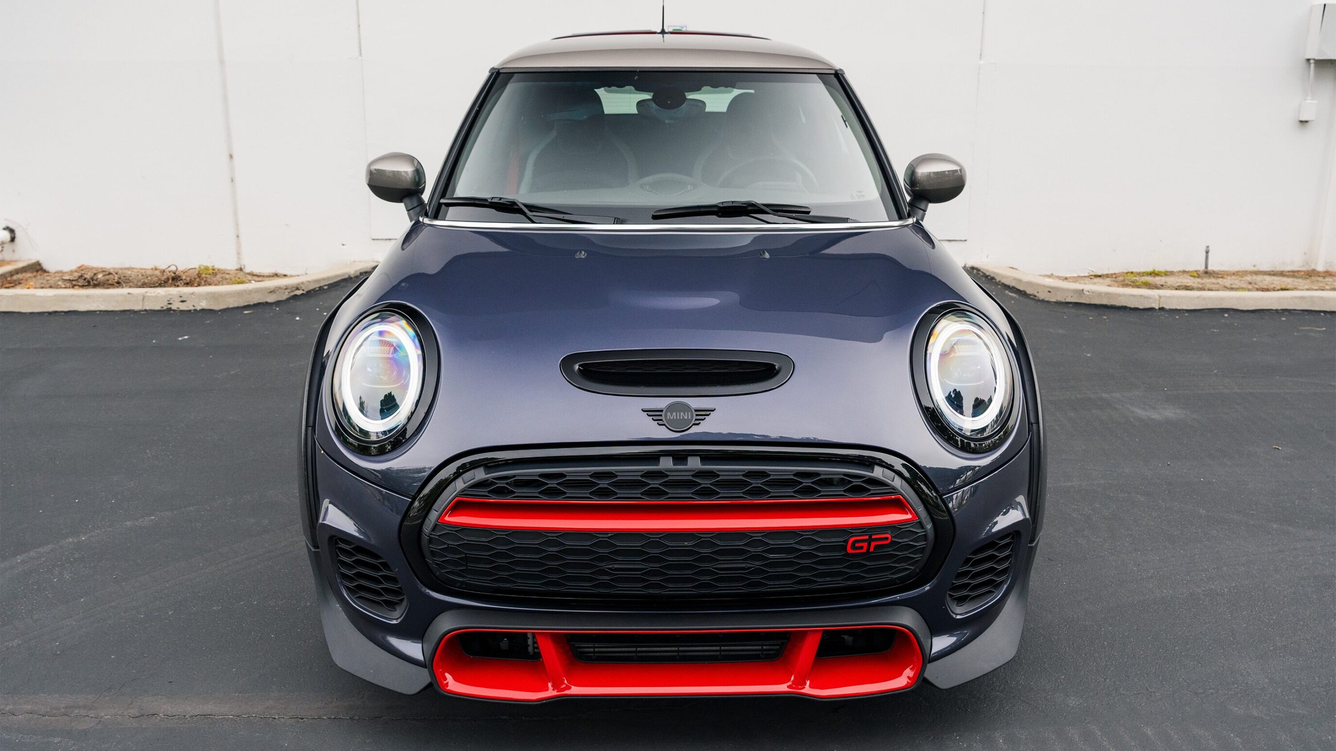 
								2021 Mini Cooper GP Racing Grey Metallic full									