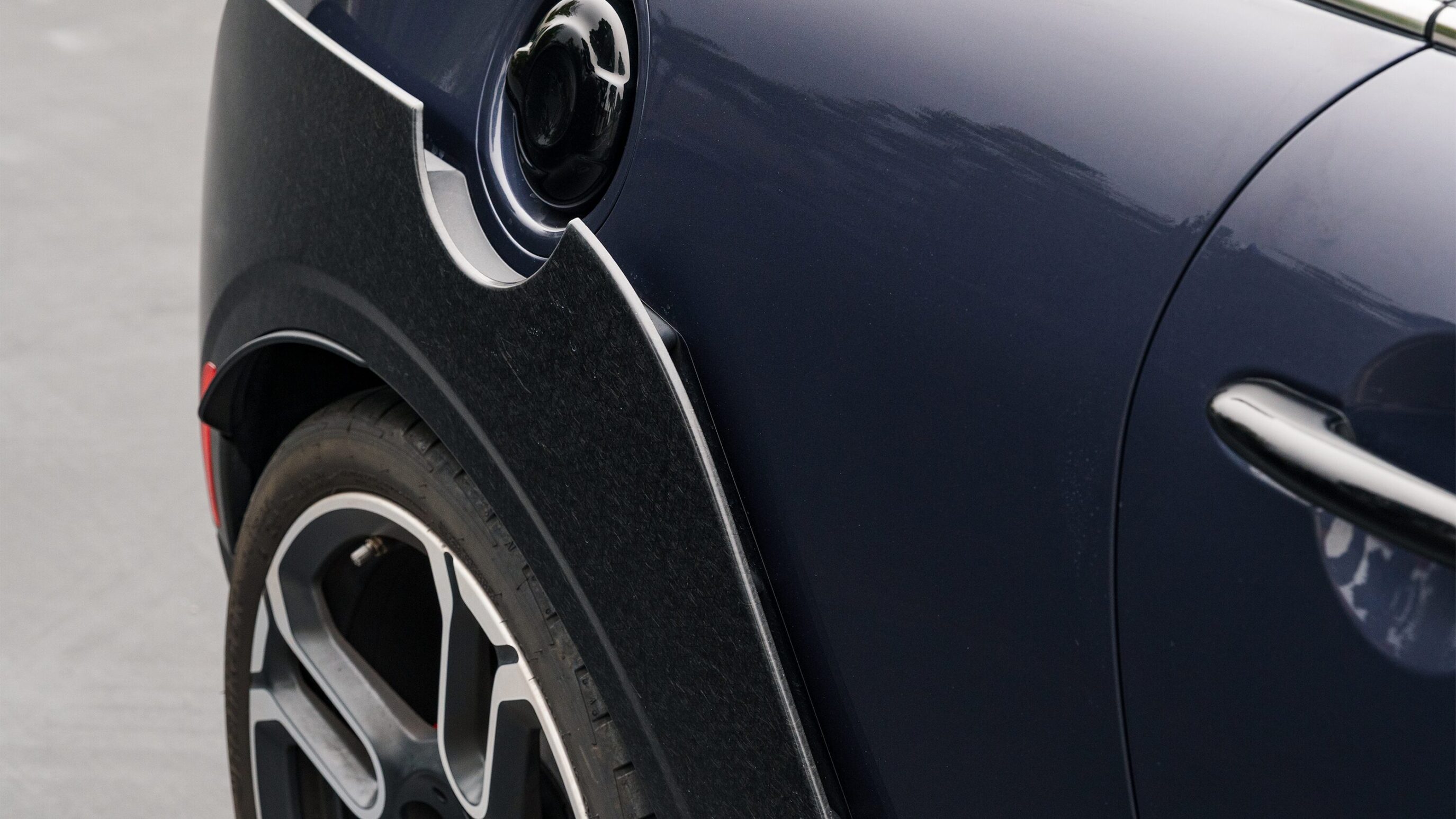 
								2021 Mini Cooper GP Racing Grey Metallic full									