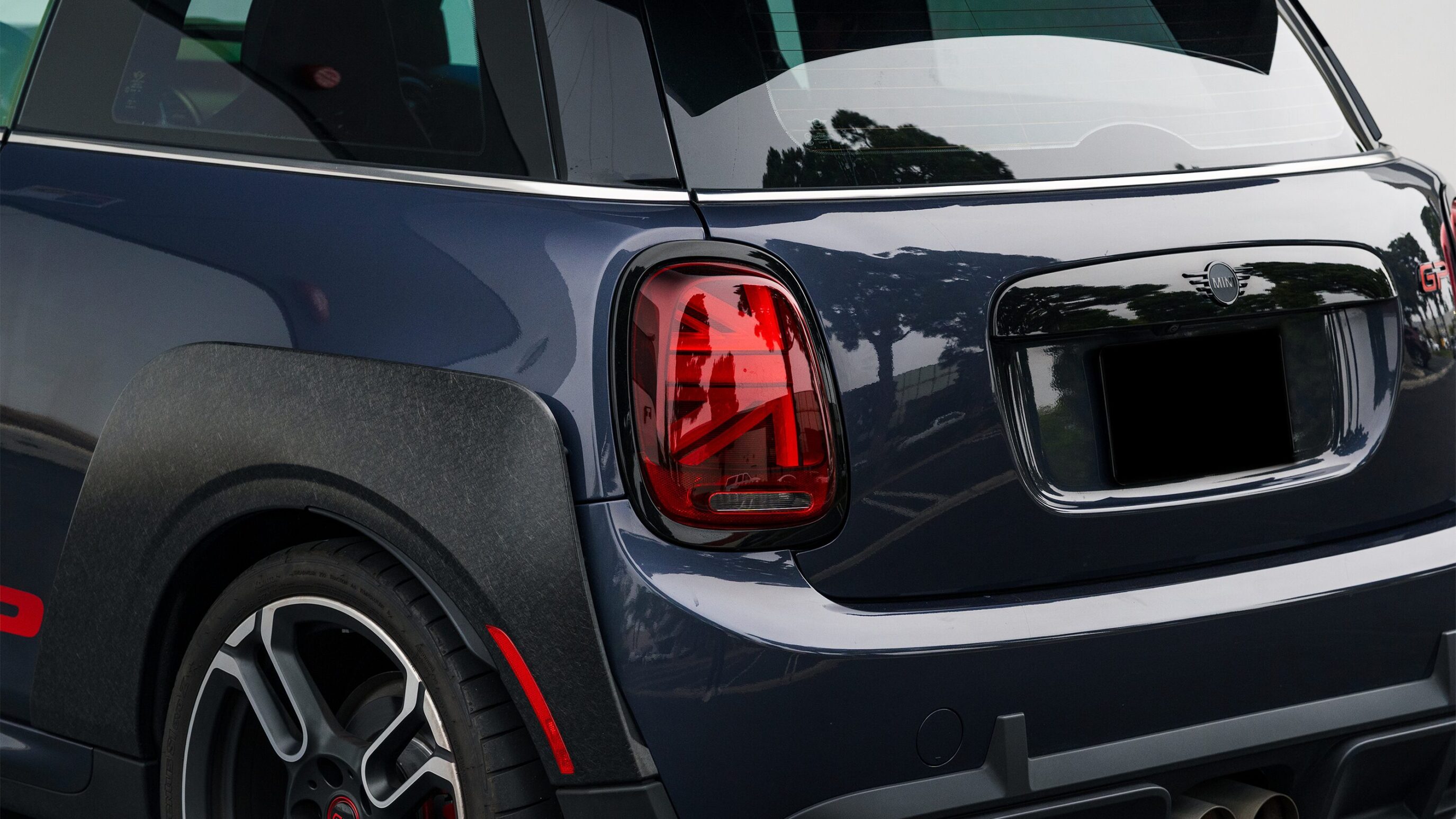 
								2021 Mini Cooper GP Racing Grey Metallic full									