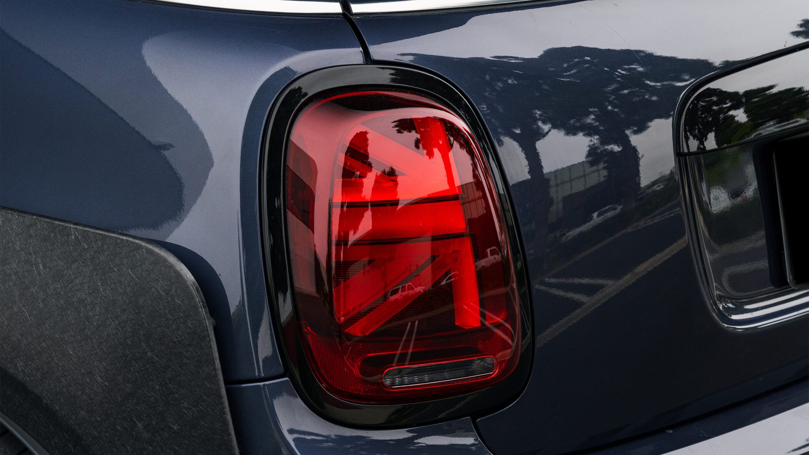 
								2021 Mini Cooper GP Racing Grey Metallic full									