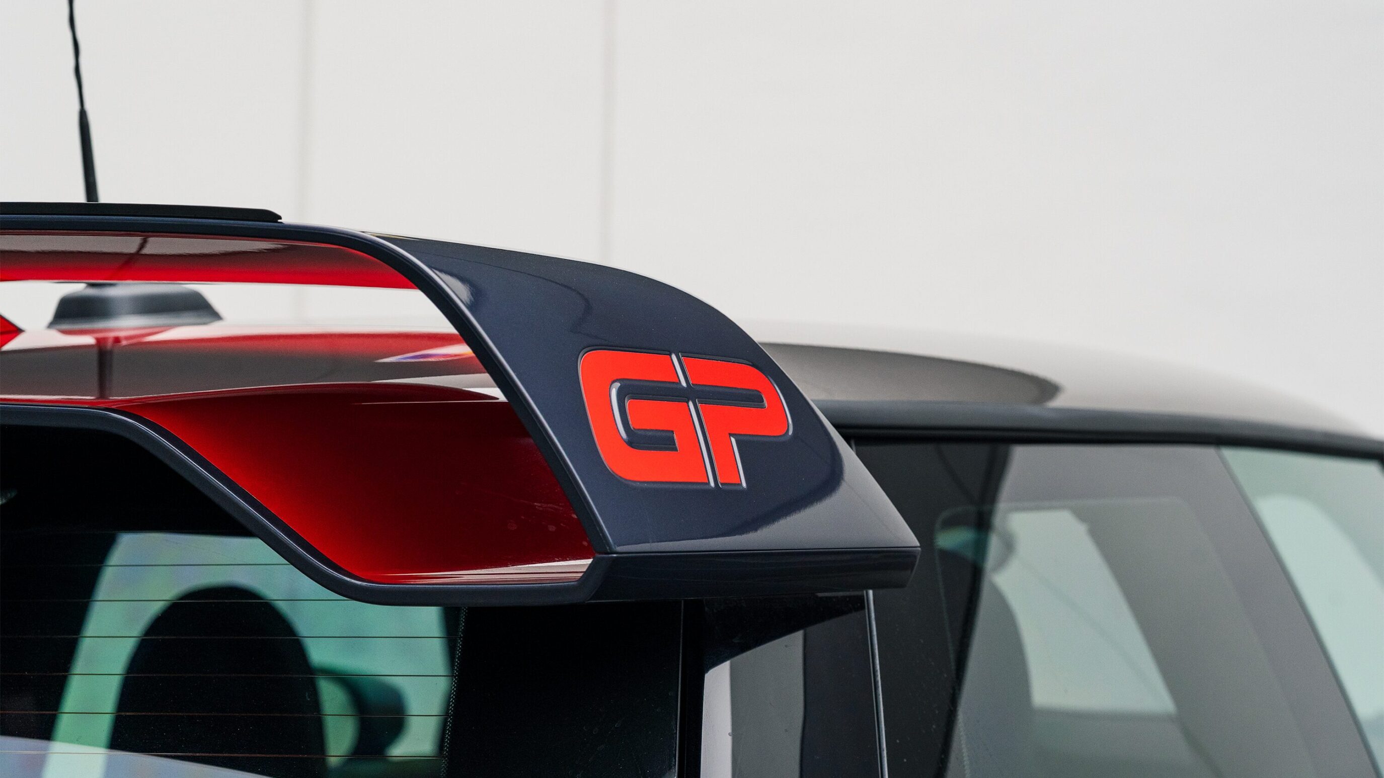 
								2021 Mini Cooper GP Racing Grey Metallic full									