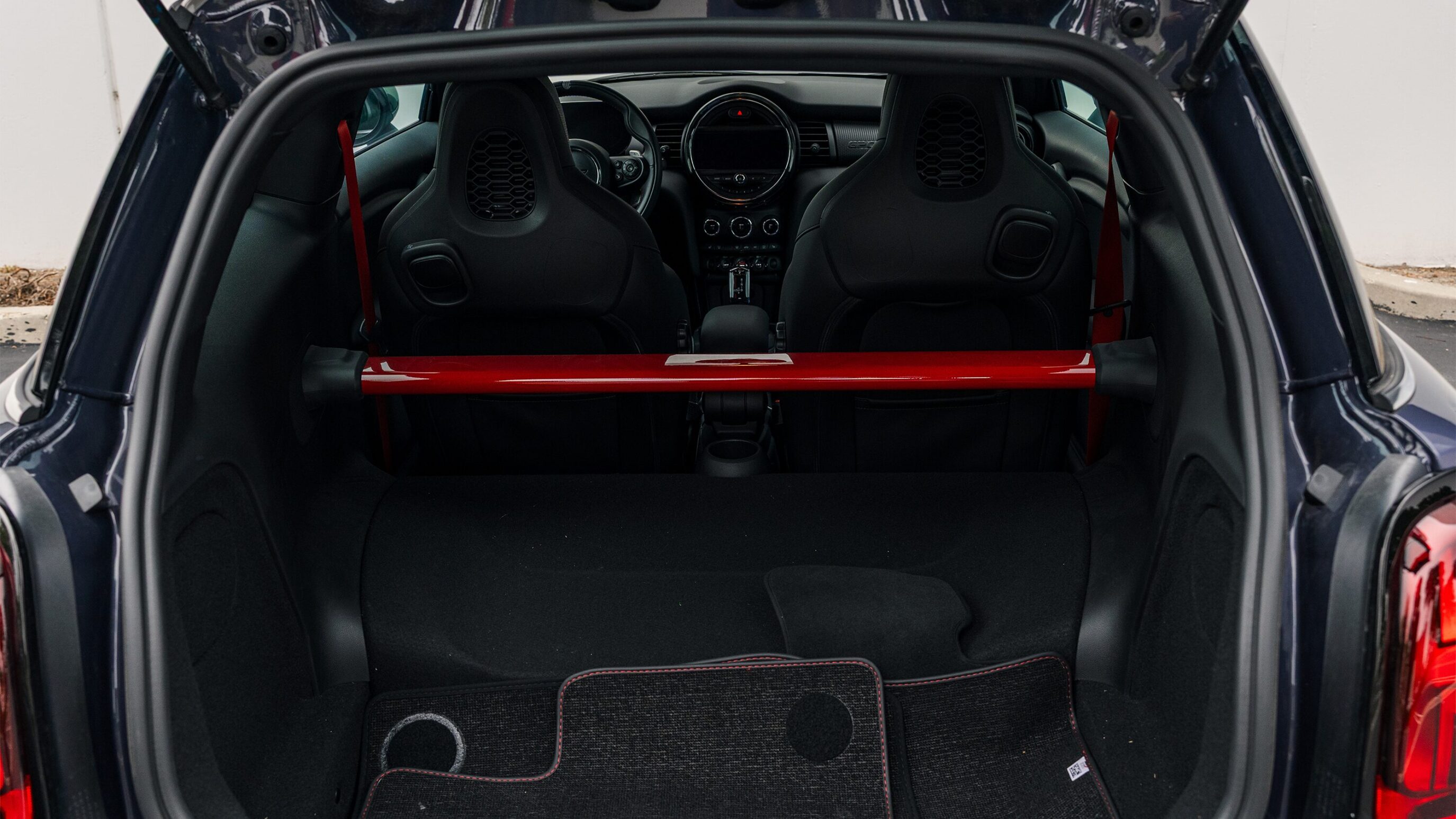 
								2021 Mini Cooper GP Racing Grey Metallic full									
