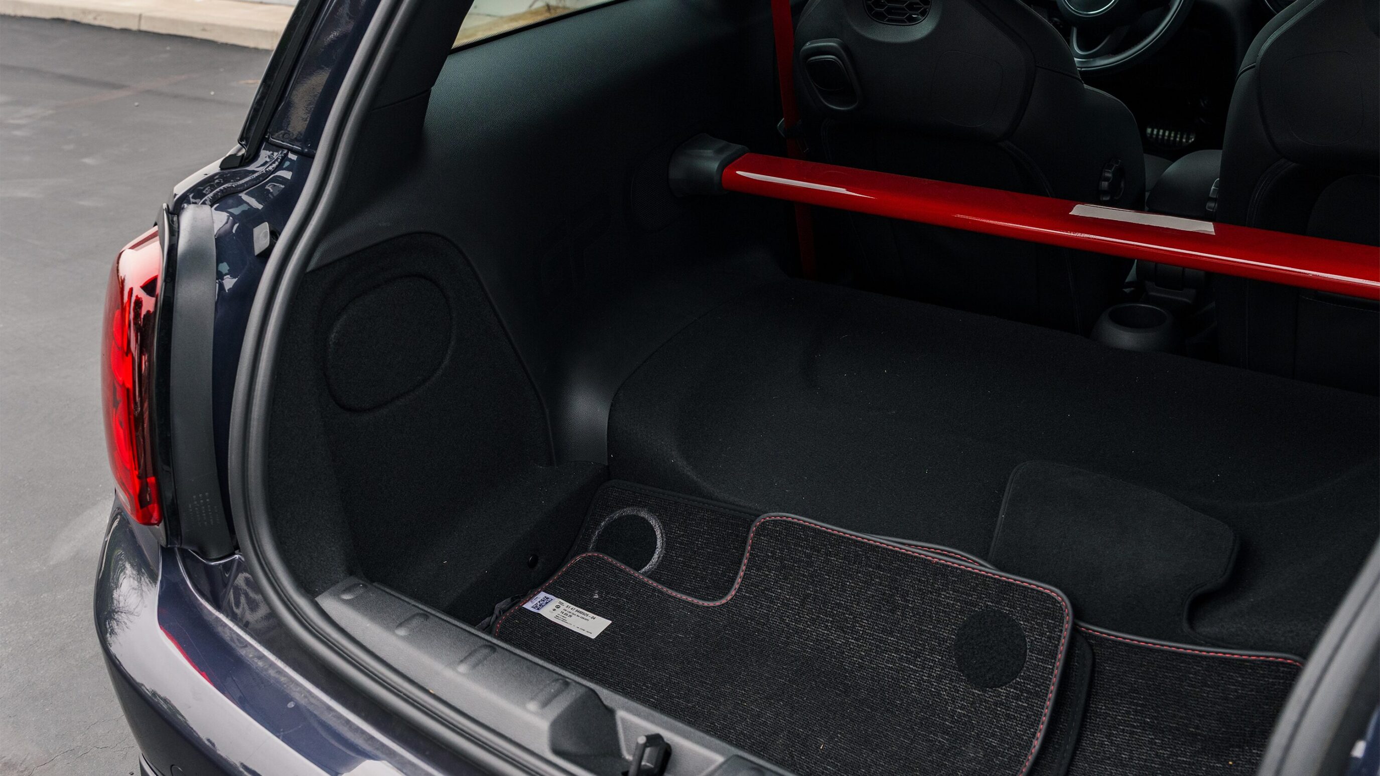 
								2021 Mini Cooper GP Racing Grey Metallic full									