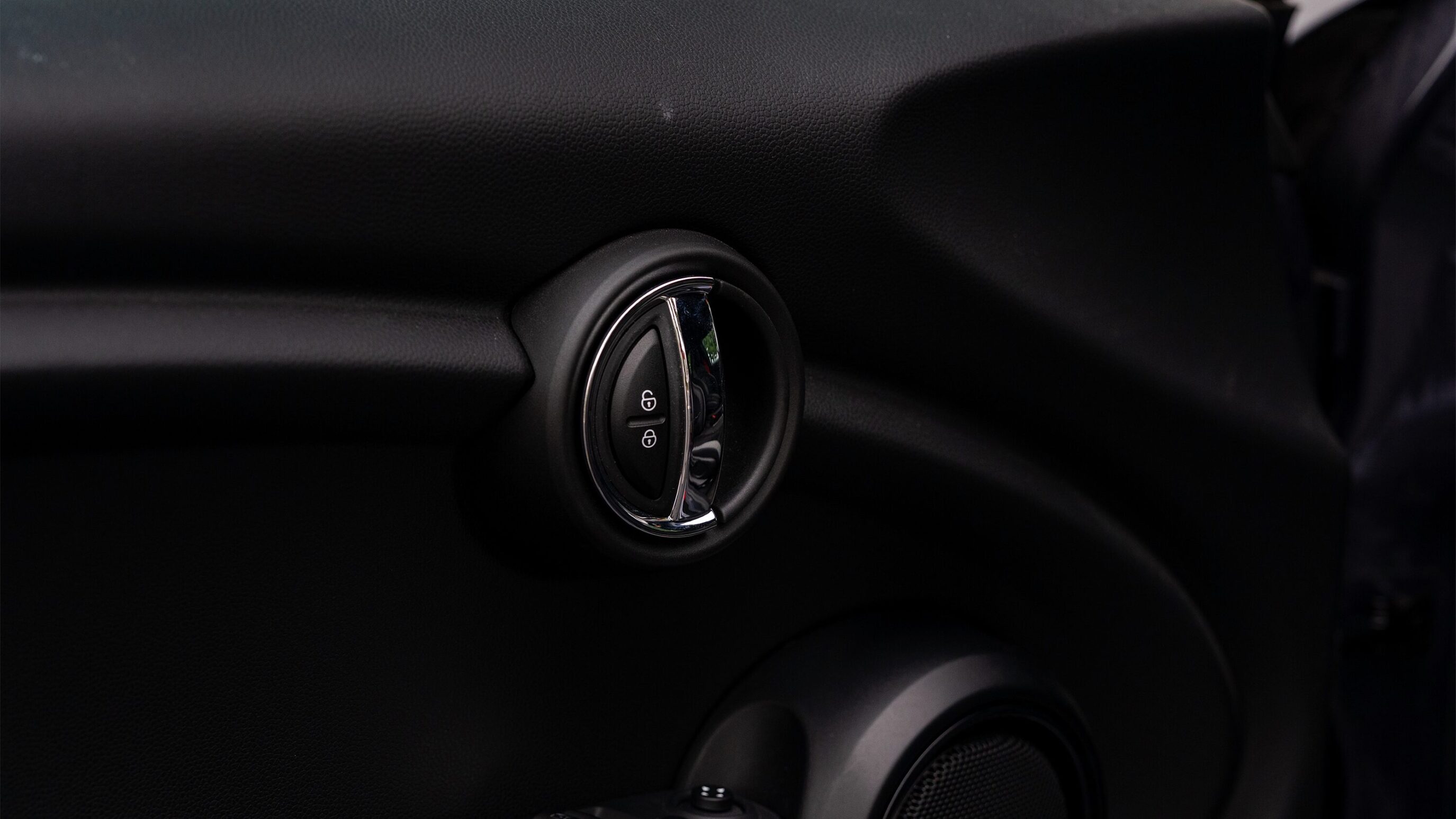 
								2021 Mini Cooper GP Racing Grey Metallic full									