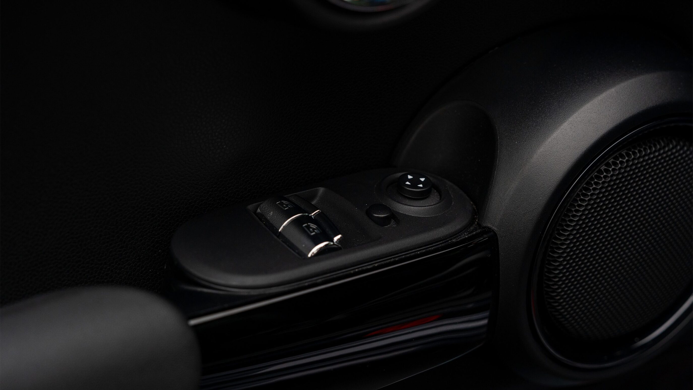 
								2021 Mini Cooper GP Racing Grey Metallic full									