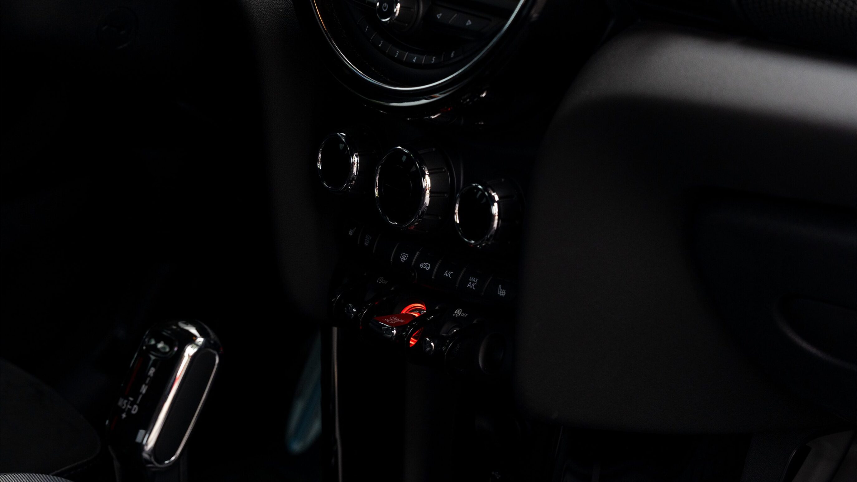 
								2021 Mini Cooper GP Racing Grey Metallic full									