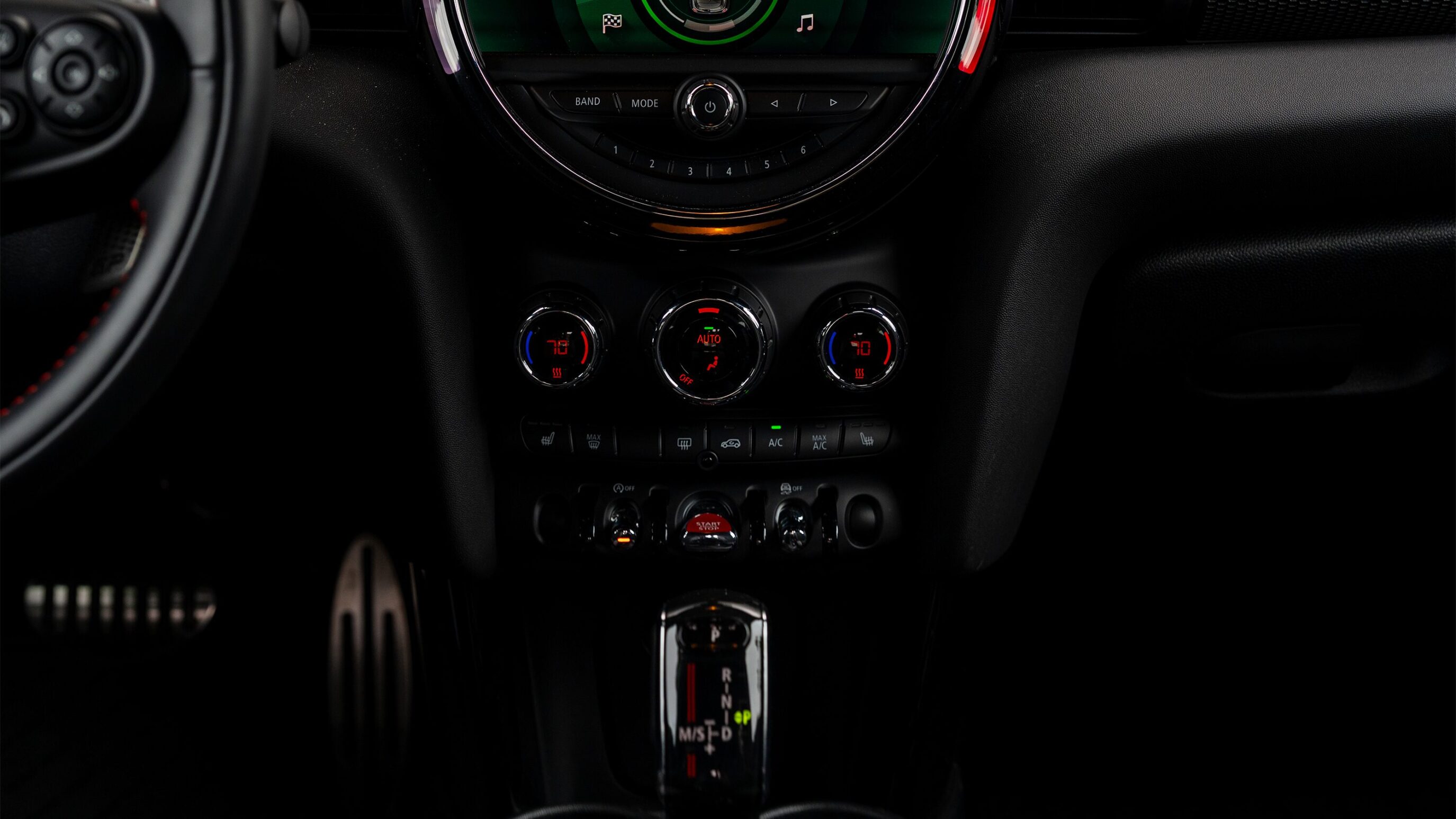 
								2021 Mini Cooper GP Racing Grey Metallic full									