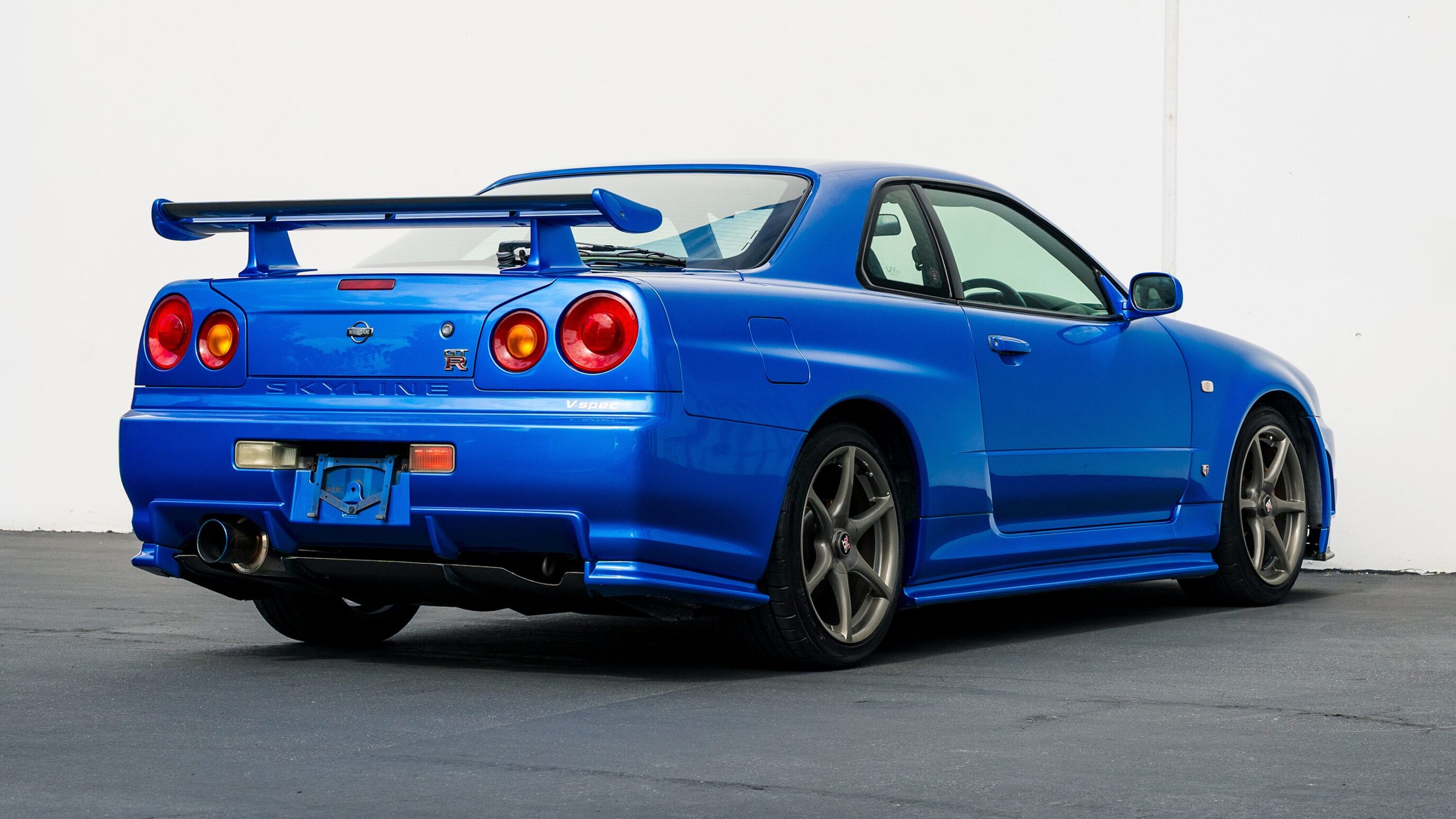 
								1999 Nissan Skyline GTR (BNR34) V-Spec Bayside Blue full									