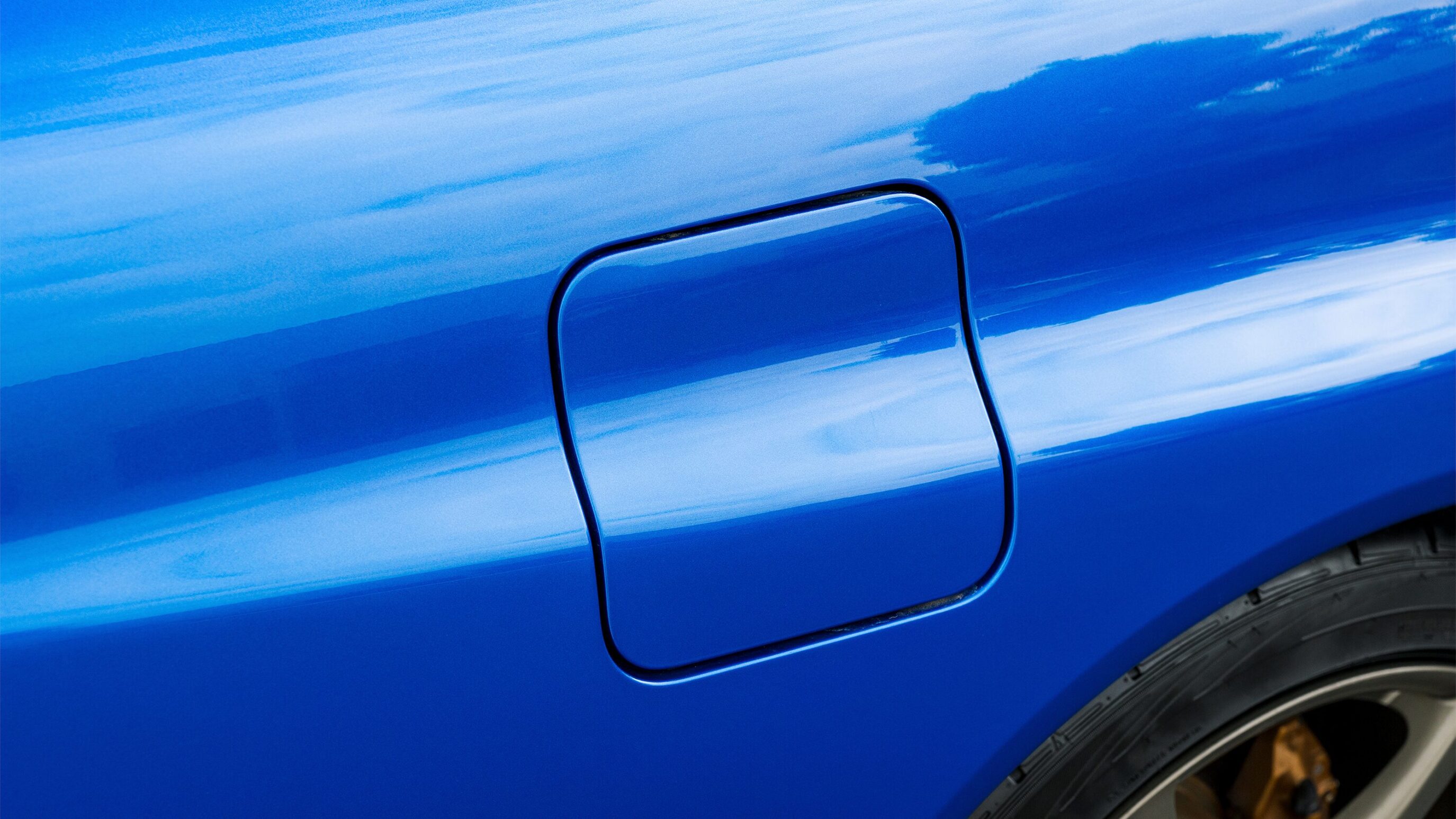 
								1999 Nissan Skyline GTR (BNR34) V-Spec Bayside Blue full									