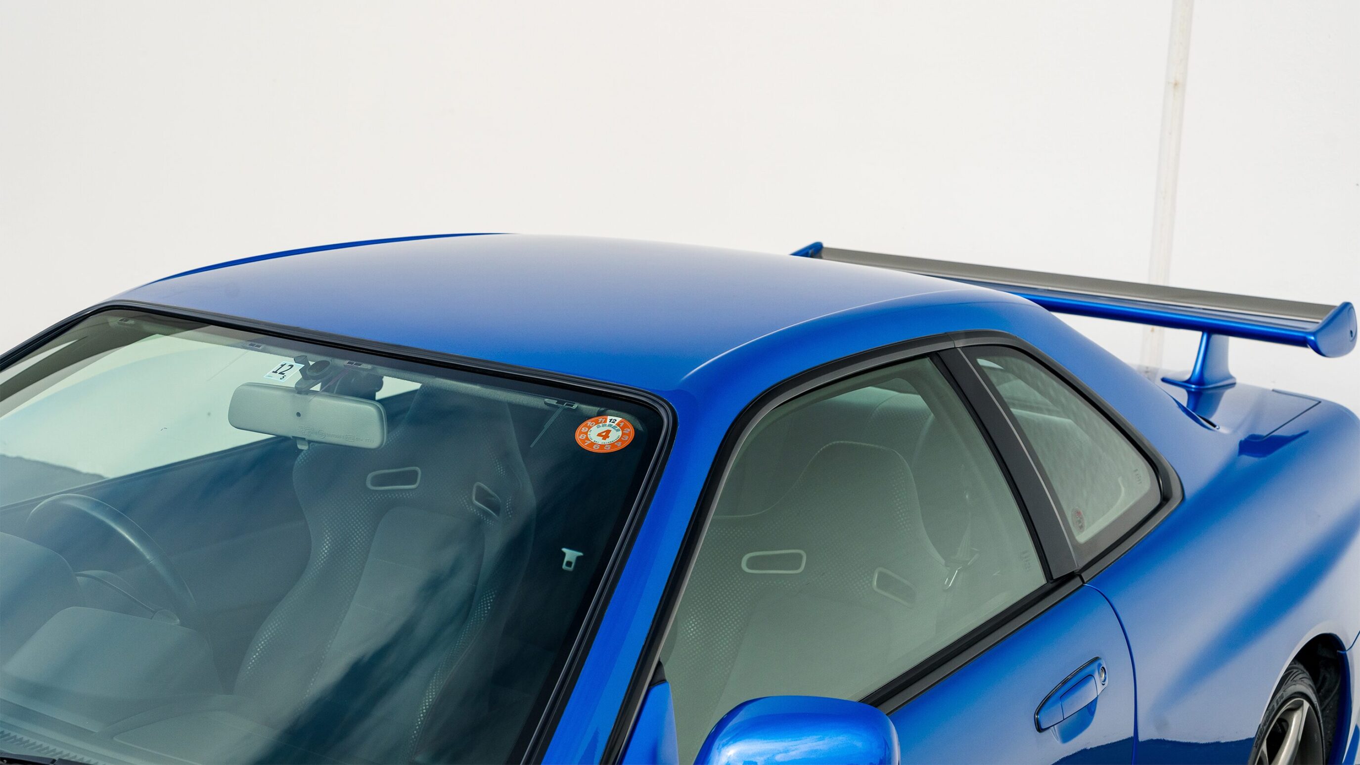 
								1999 Nissan Skyline GTR (BNR34) V-Spec Bayside Blue full									
