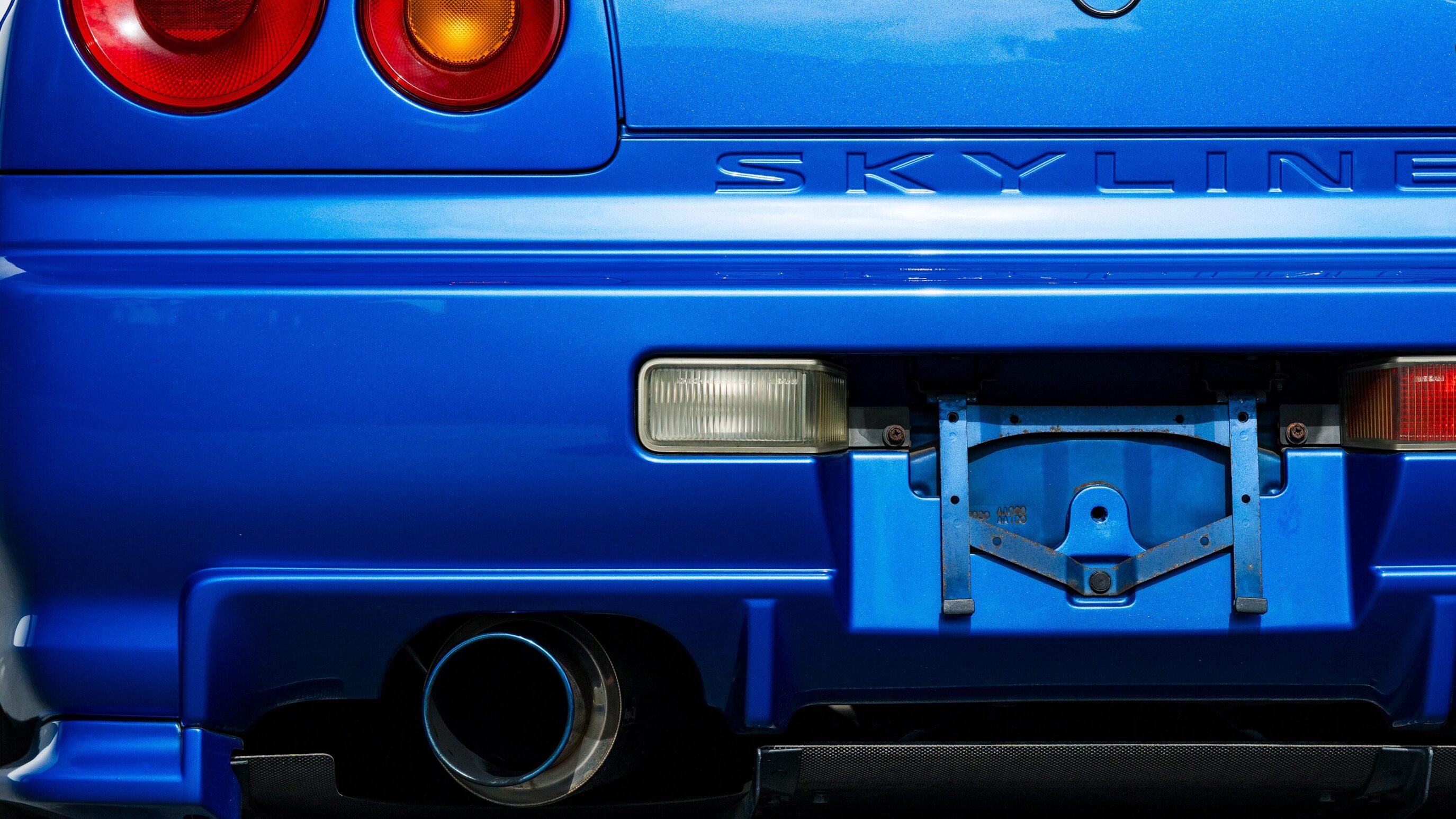 
								1999 Nissan Skyline GTR (BNR34) V-Spec Bayside Blue full									