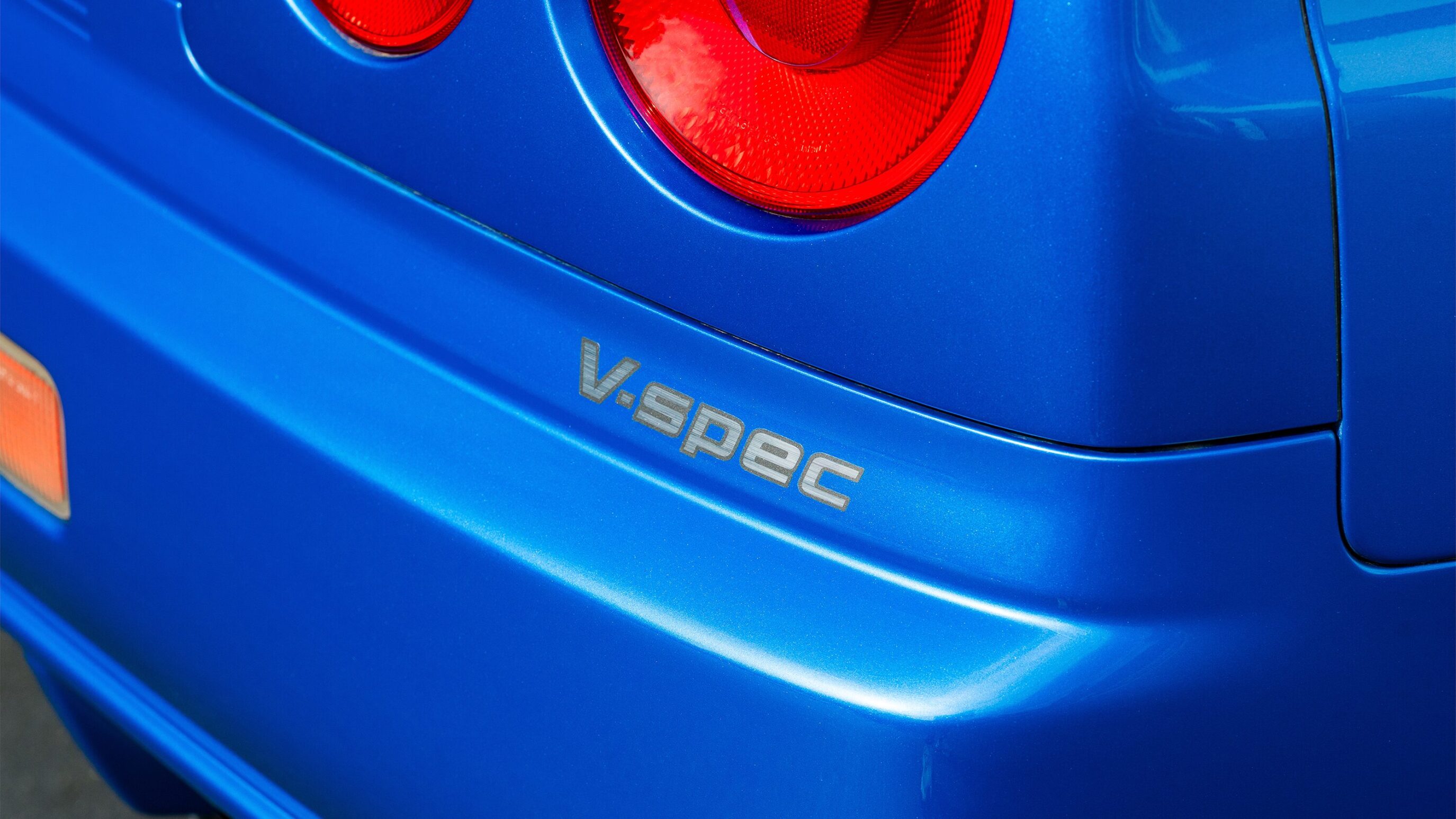 
								1999 Nissan Skyline GTR (BNR34) V-Spec Bayside Blue full									