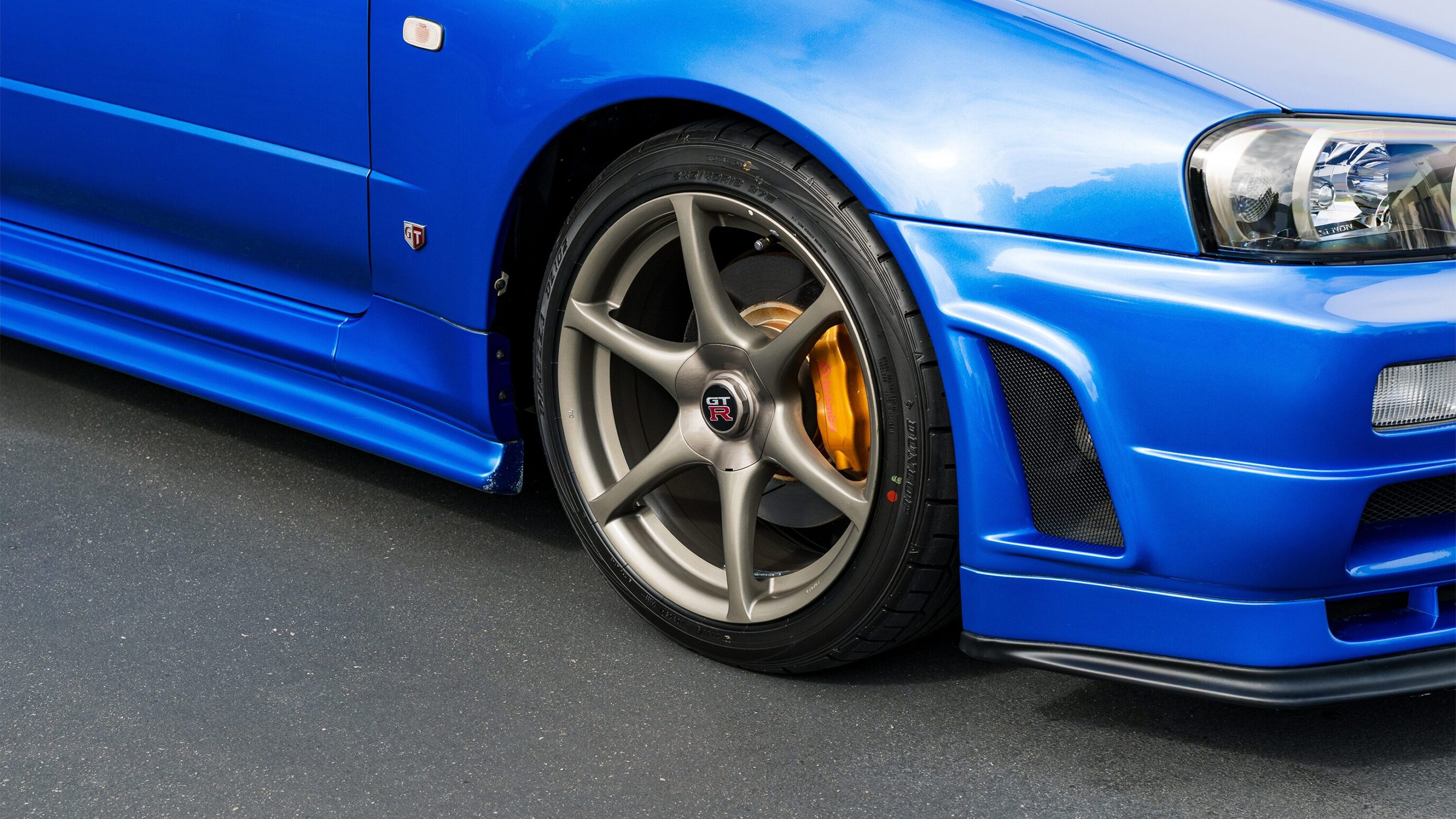 
								1999 Nissan Skyline GTR (BNR34) V-Spec Bayside Blue full									